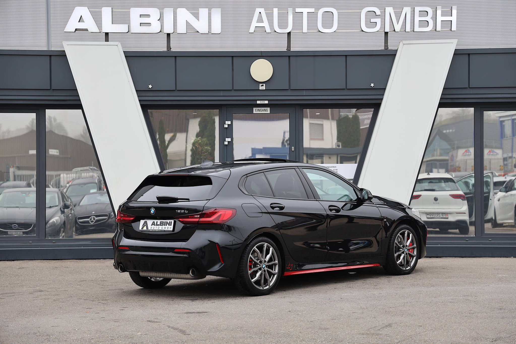 listing desktop thumbnail image 2