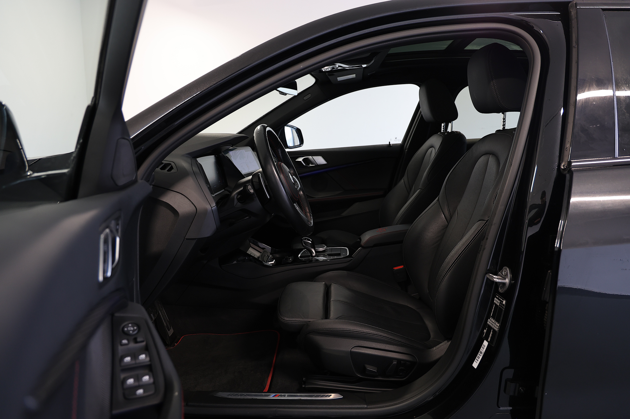 listing desktop thumbnail image 5