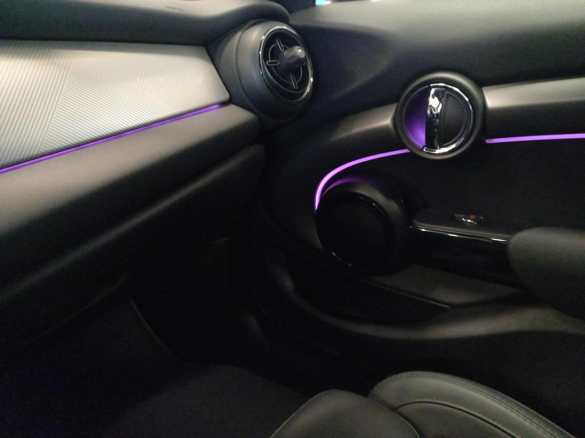 listing desktop thumbnail image 9