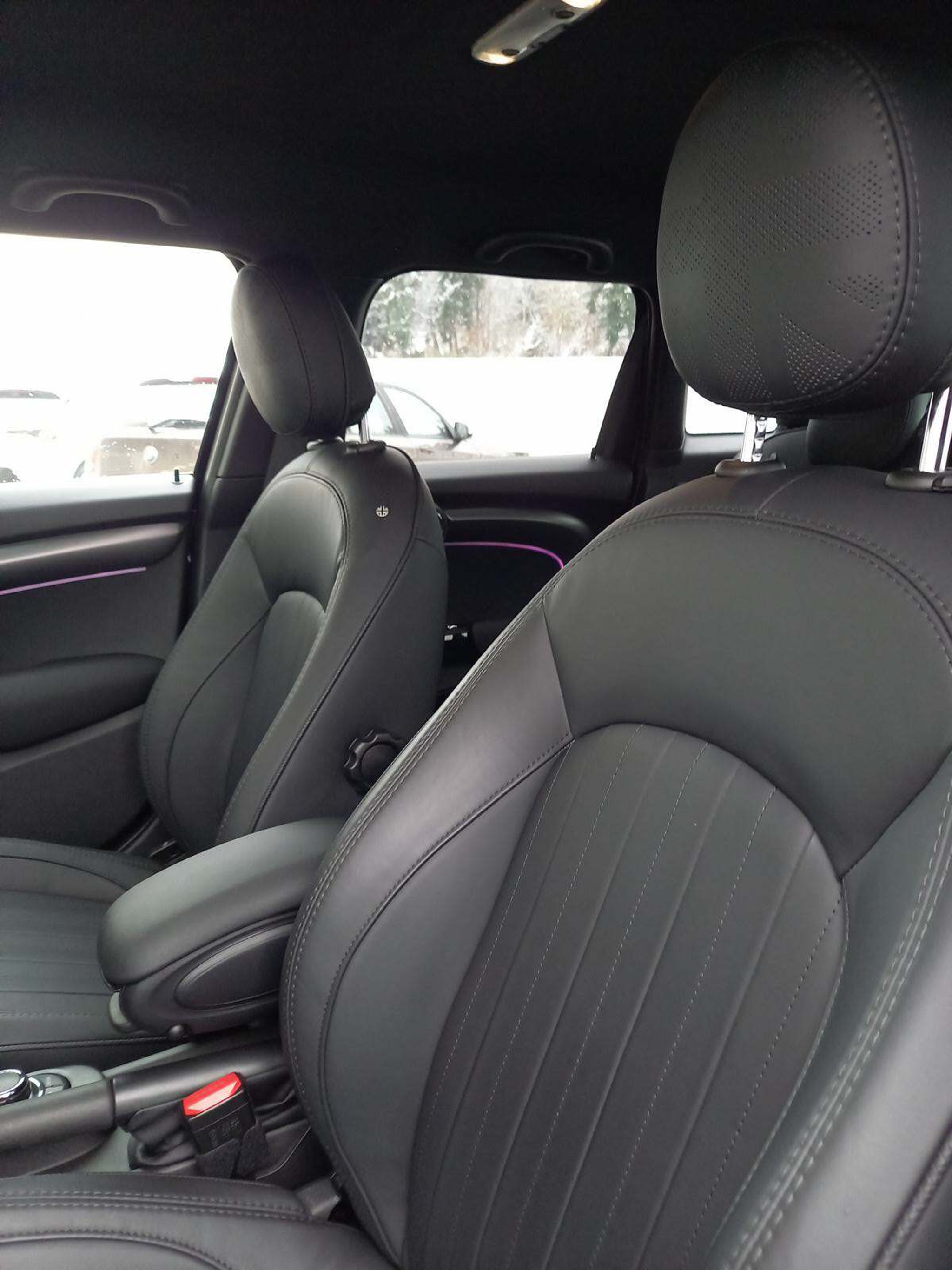 listing desktop thumbnail image 10