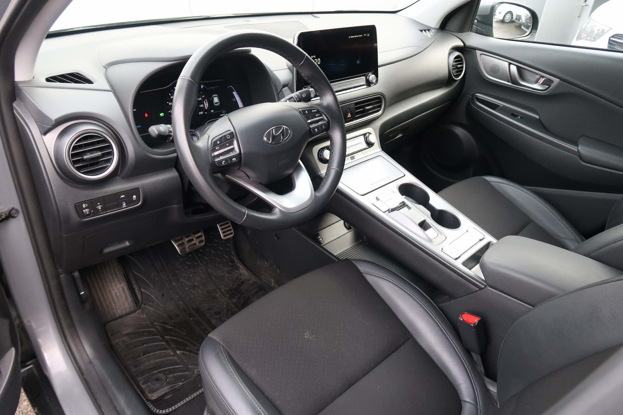 listing desktop thumbnail image 6