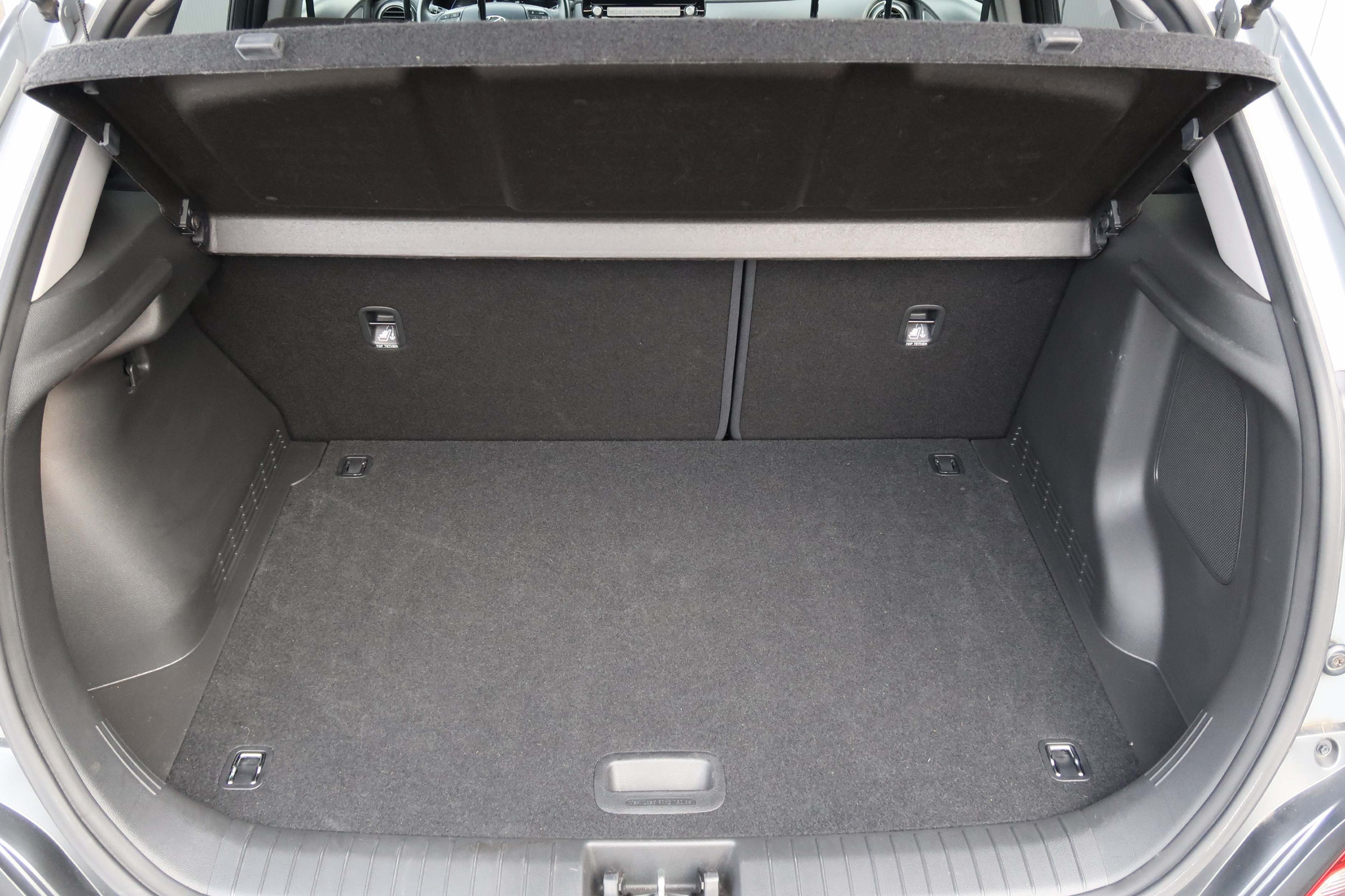 listing desktop thumbnail image 12