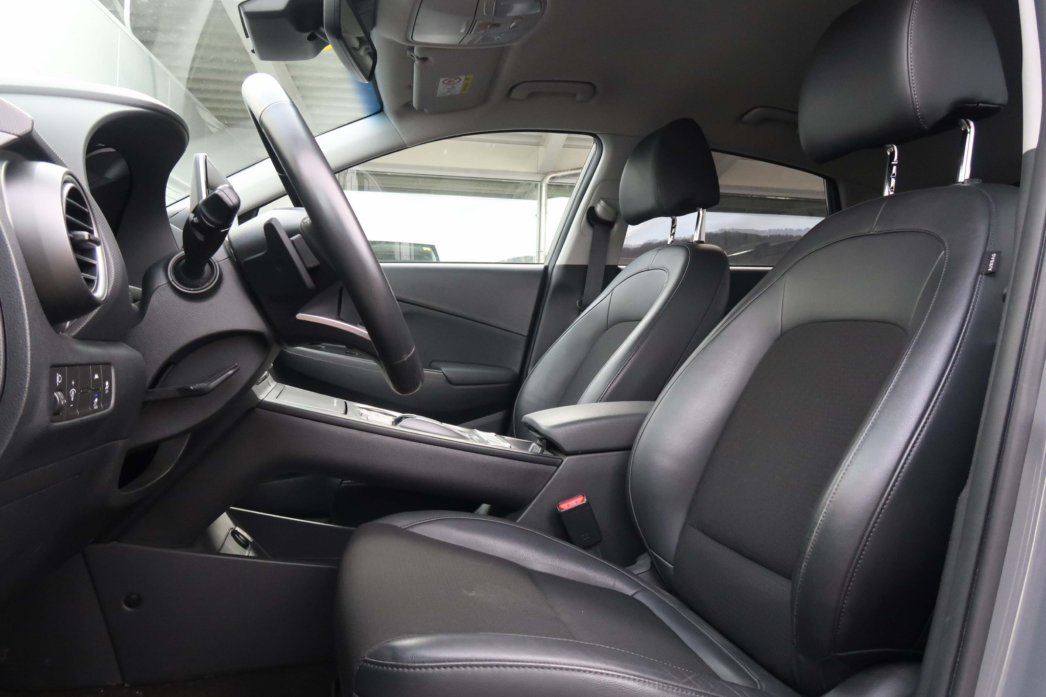 listing desktop thumbnail image 10