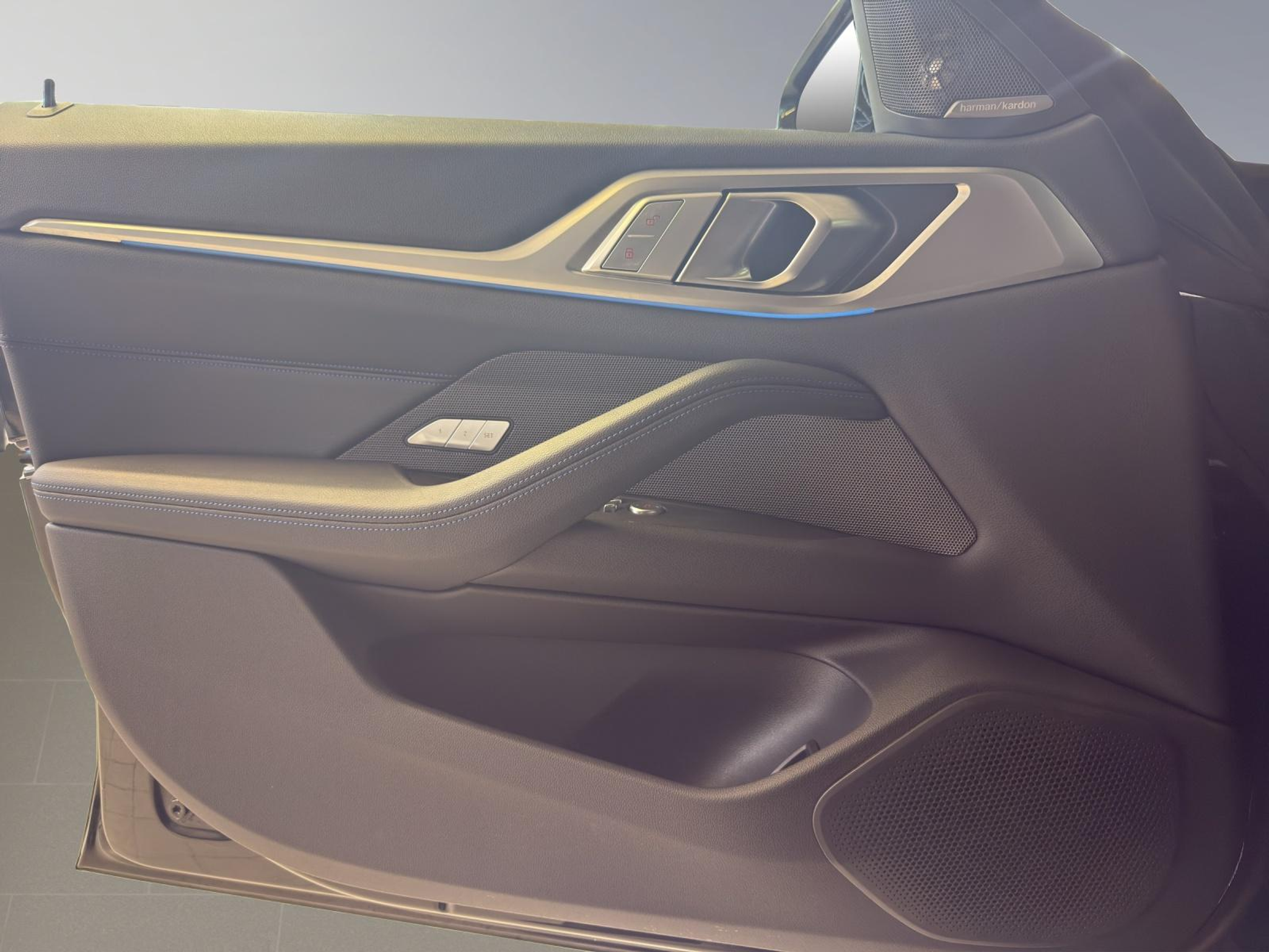 listing desktop thumbnail image 14