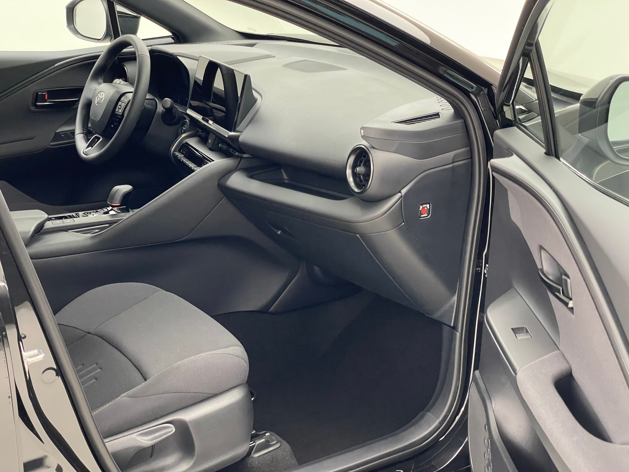 listing desktop thumbnail image 7