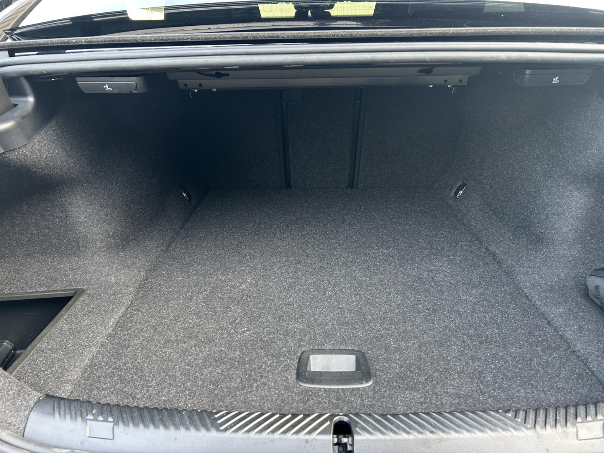 listing desktop thumbnail image 19