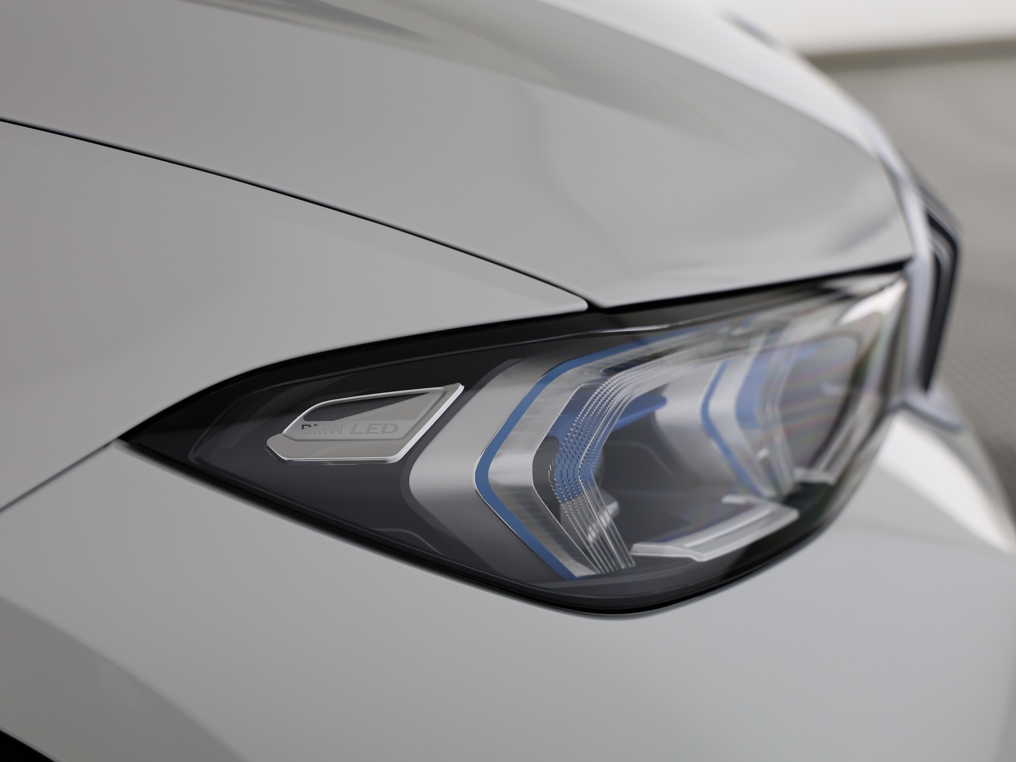 listing desktop thumbnail image 5