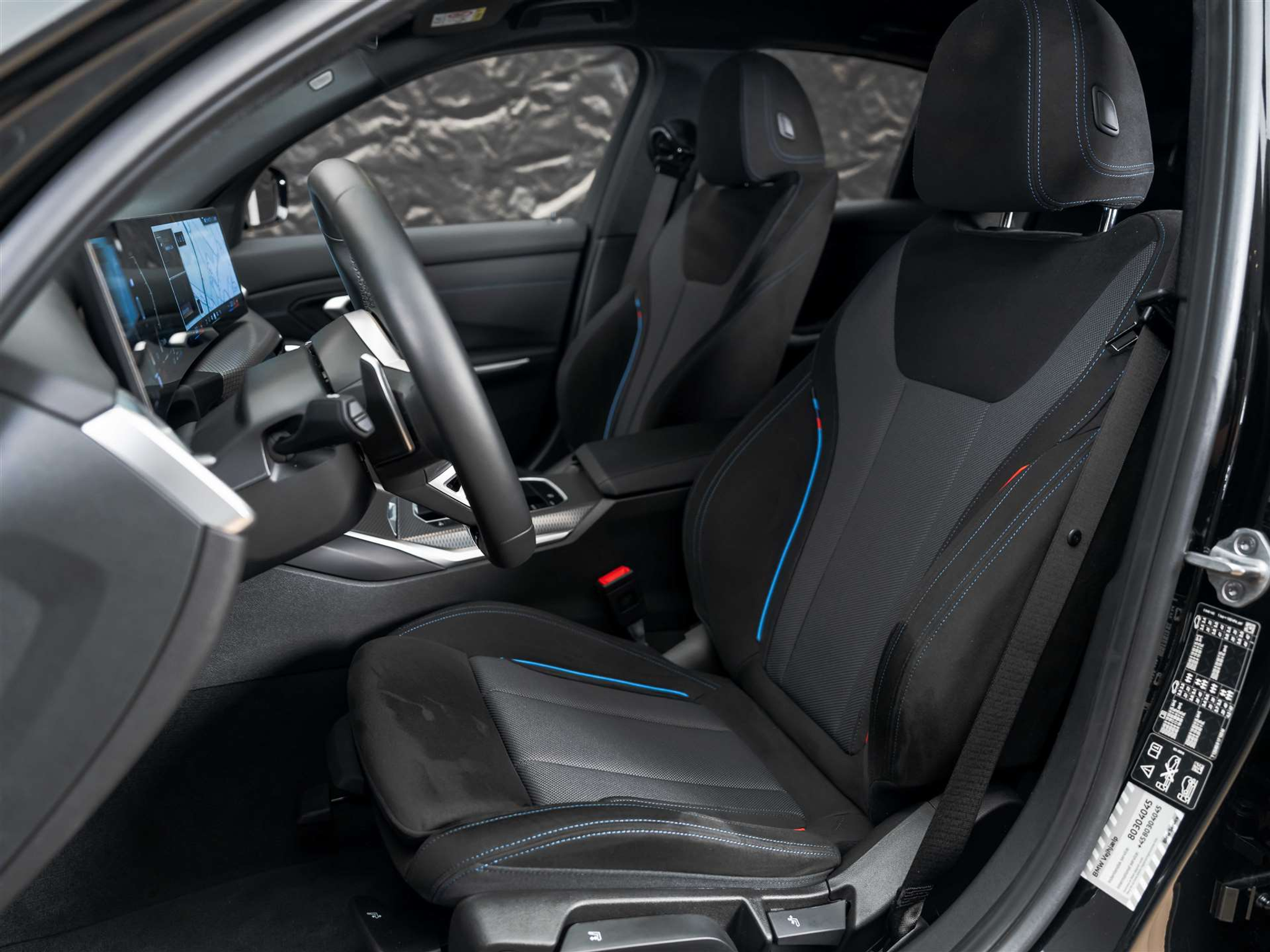 listing desktop thumbnail image 9