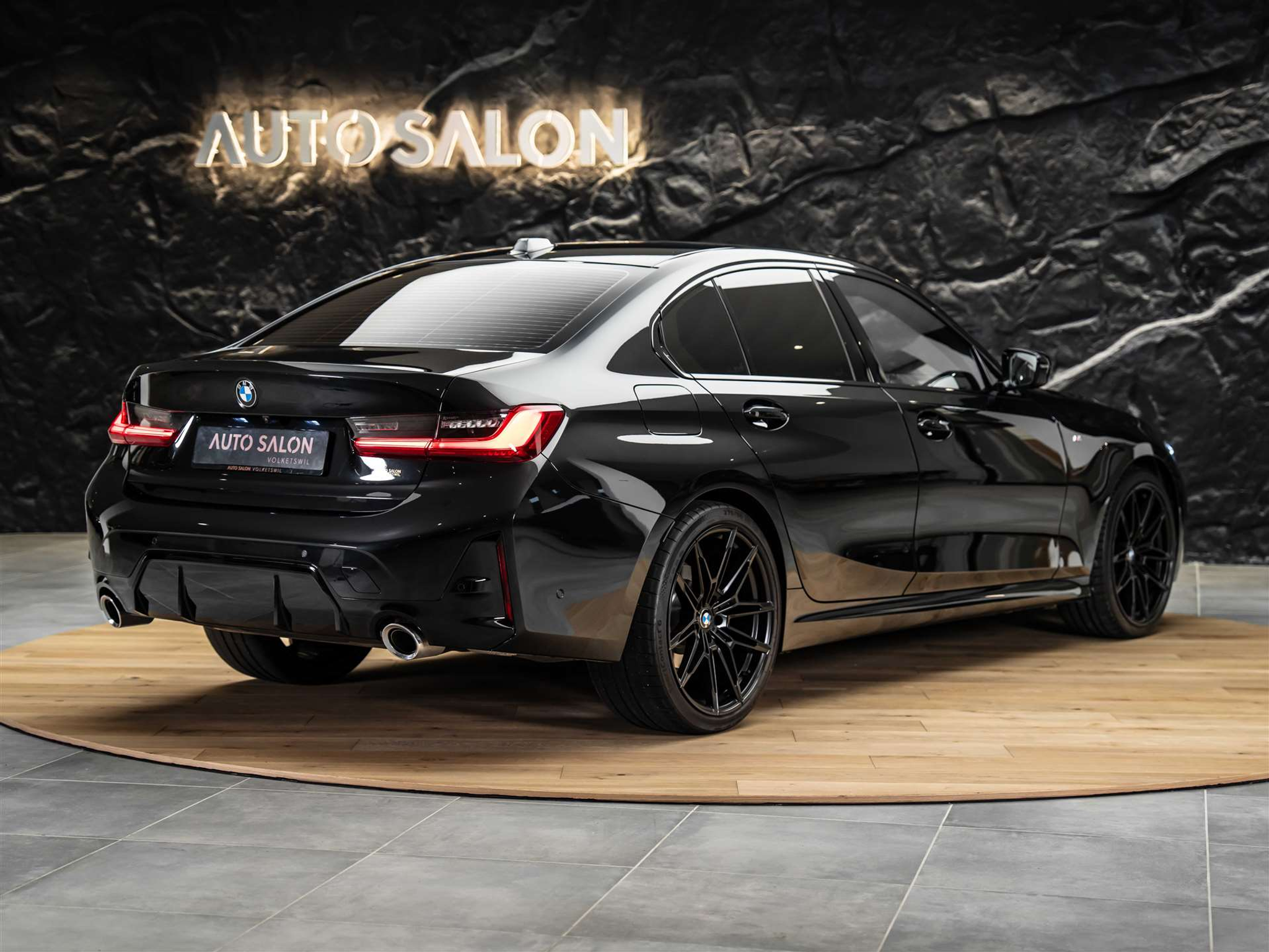 listing desktop thumbnail image 4