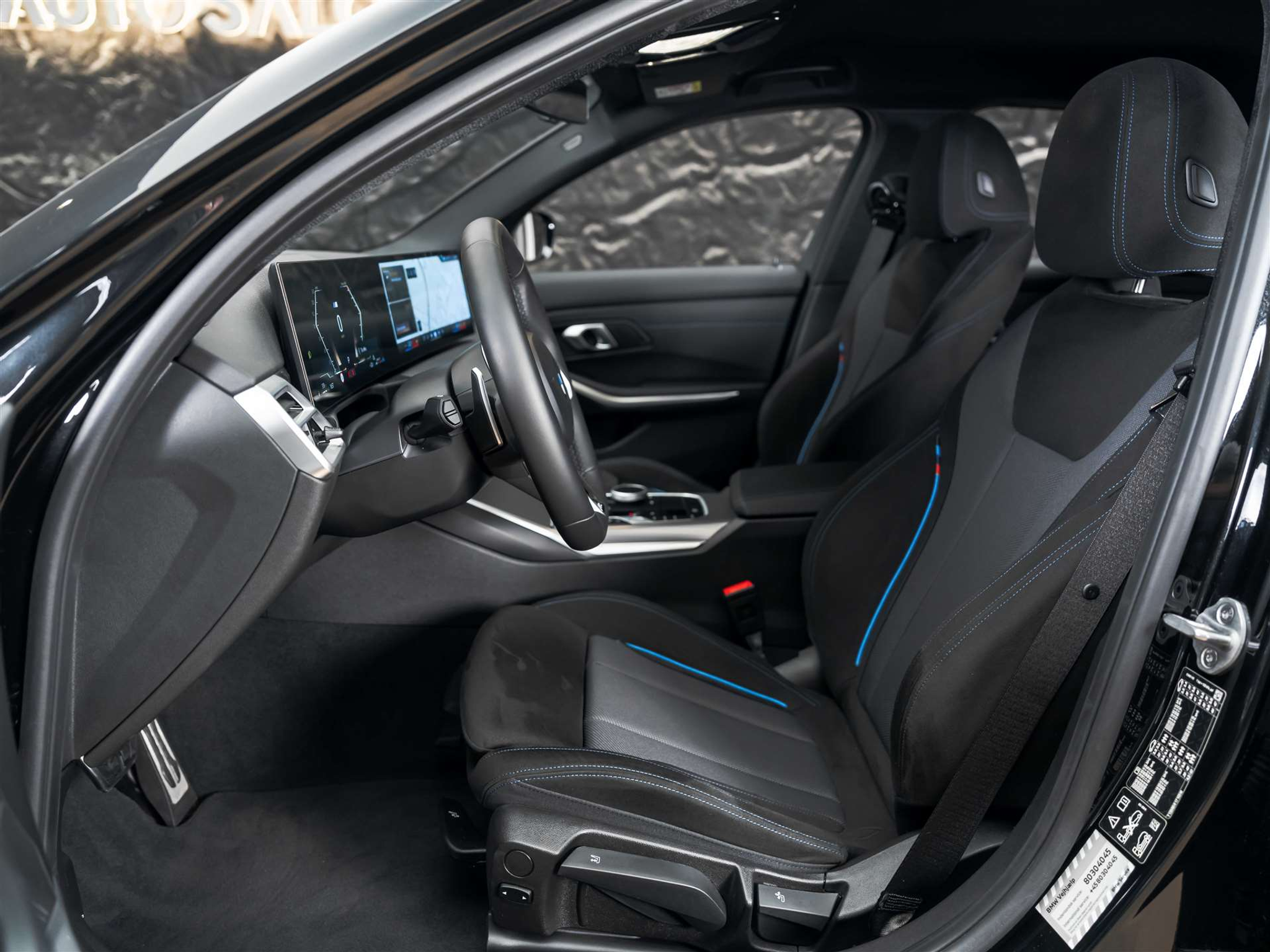 listing desktop thumbnail image 8