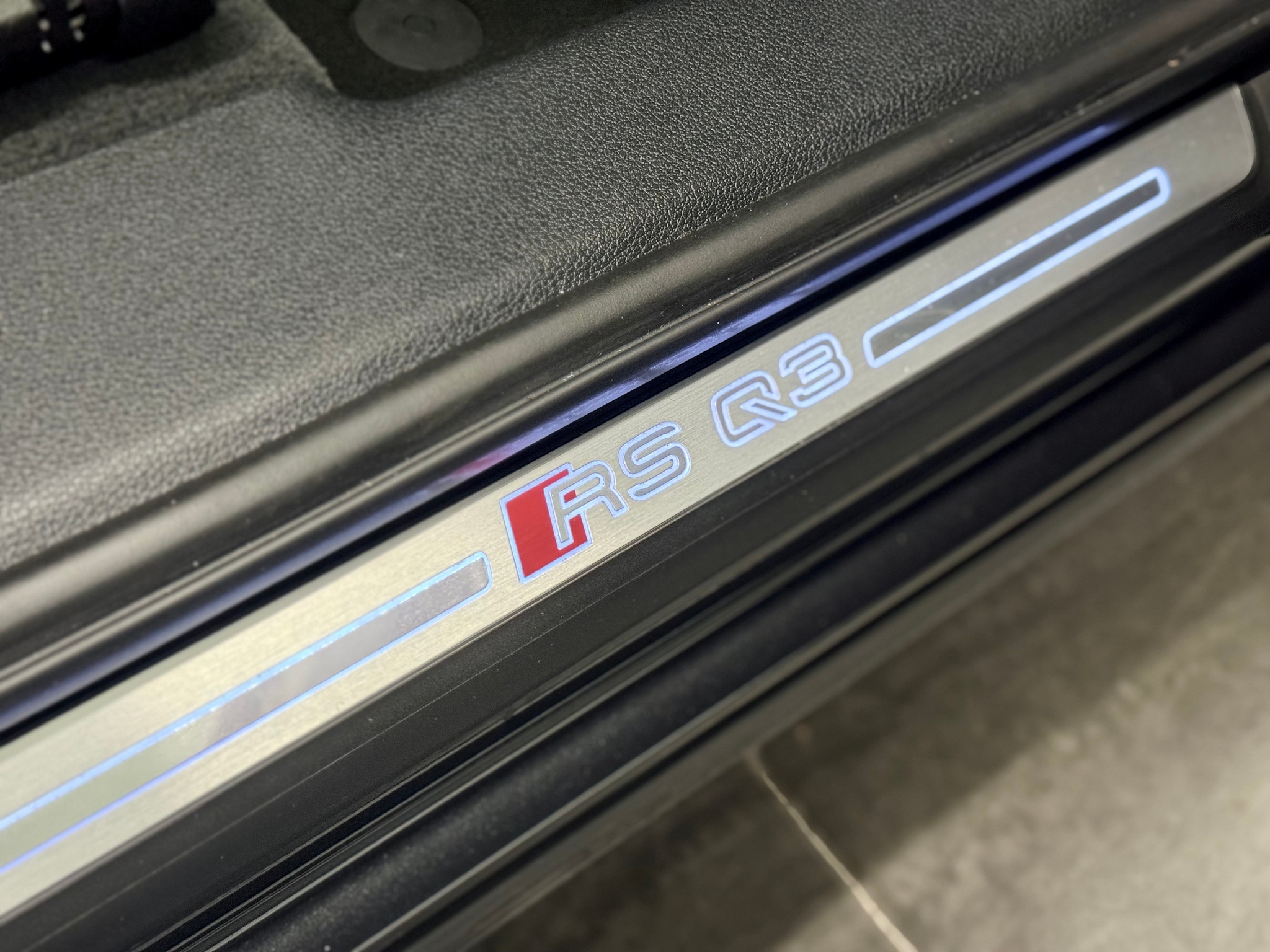 listing desktop thumbnail image 27