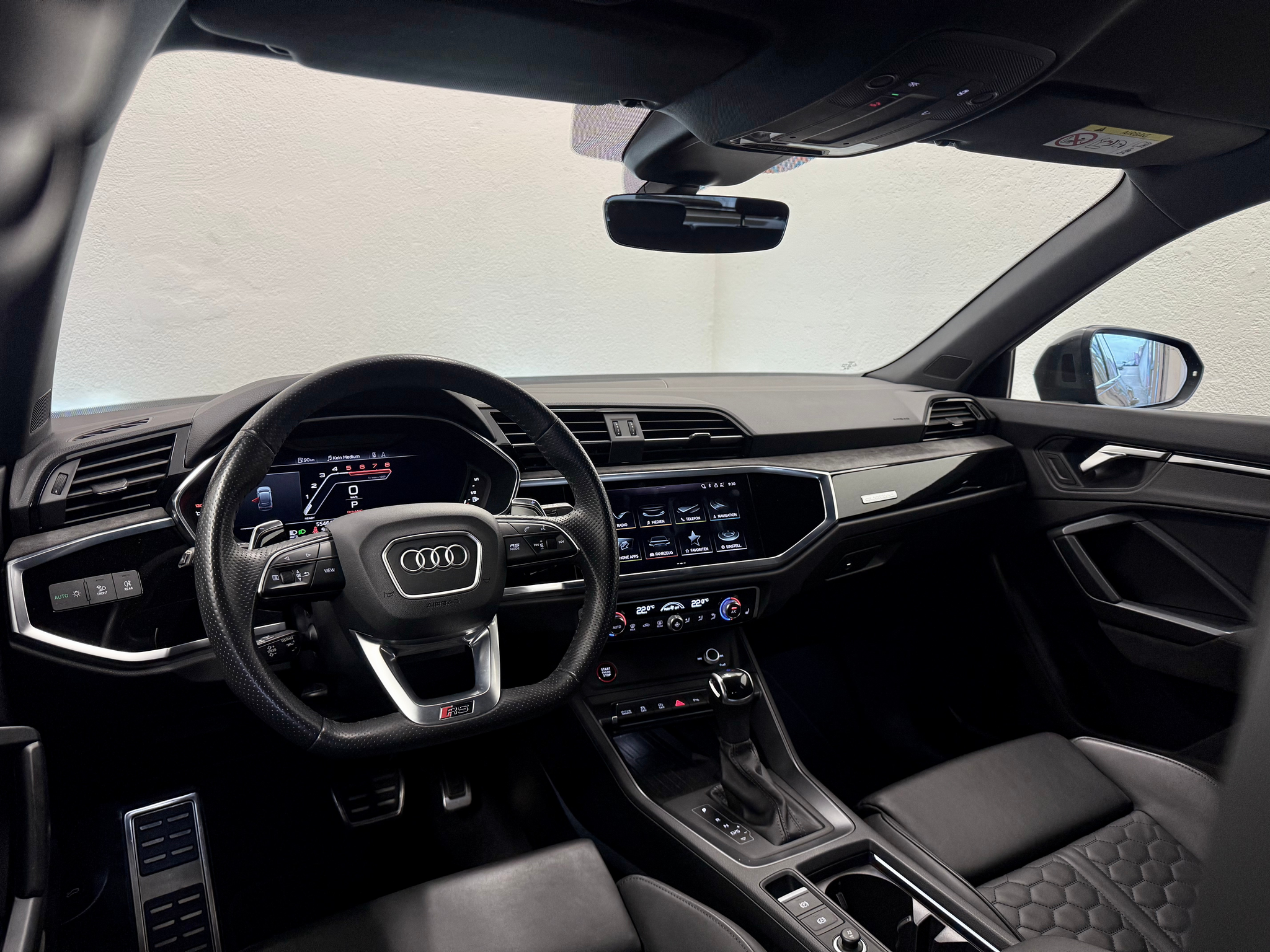 listing desktop thumbnail image 14