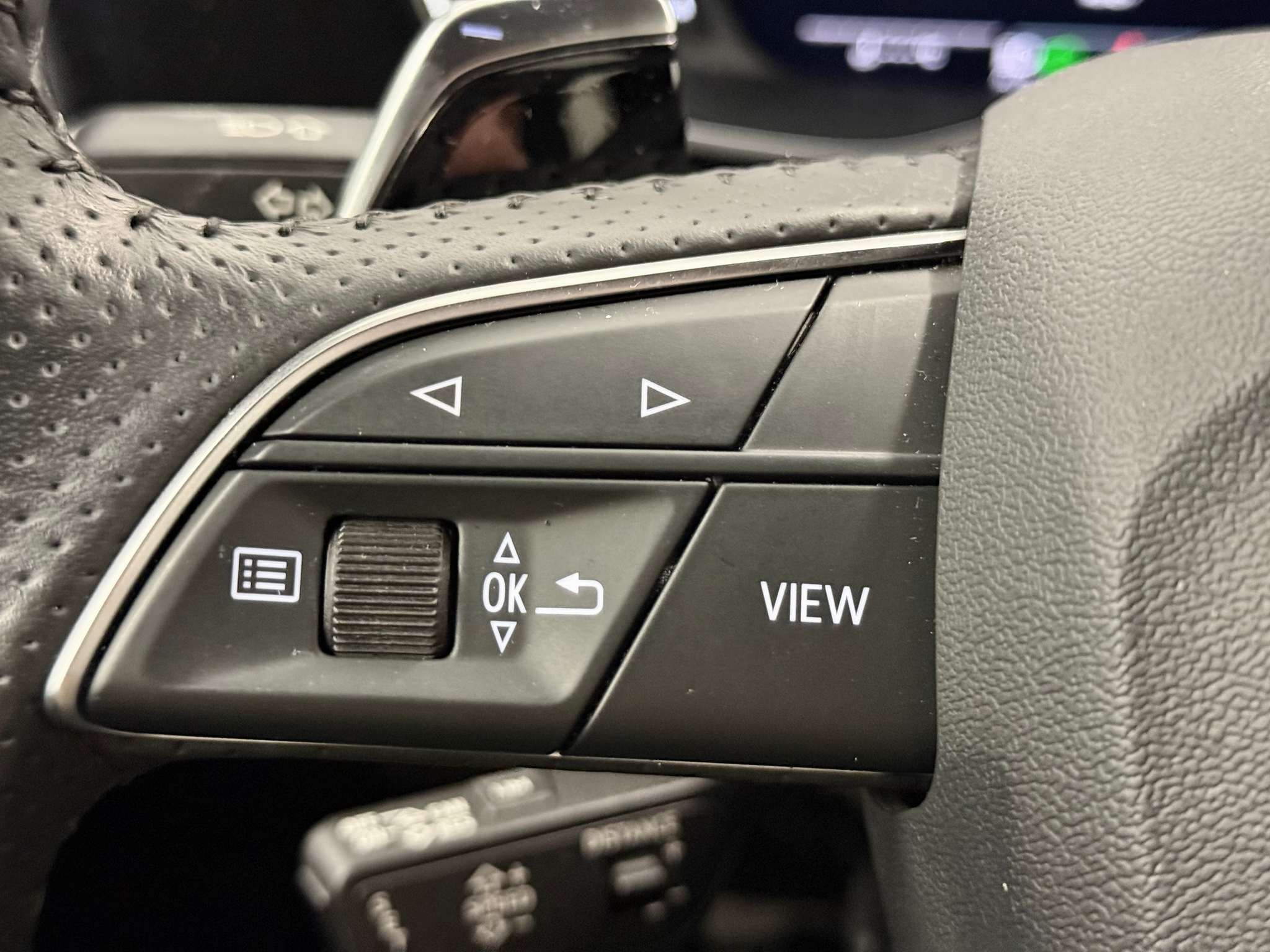 listing desktop thumbnail image 18