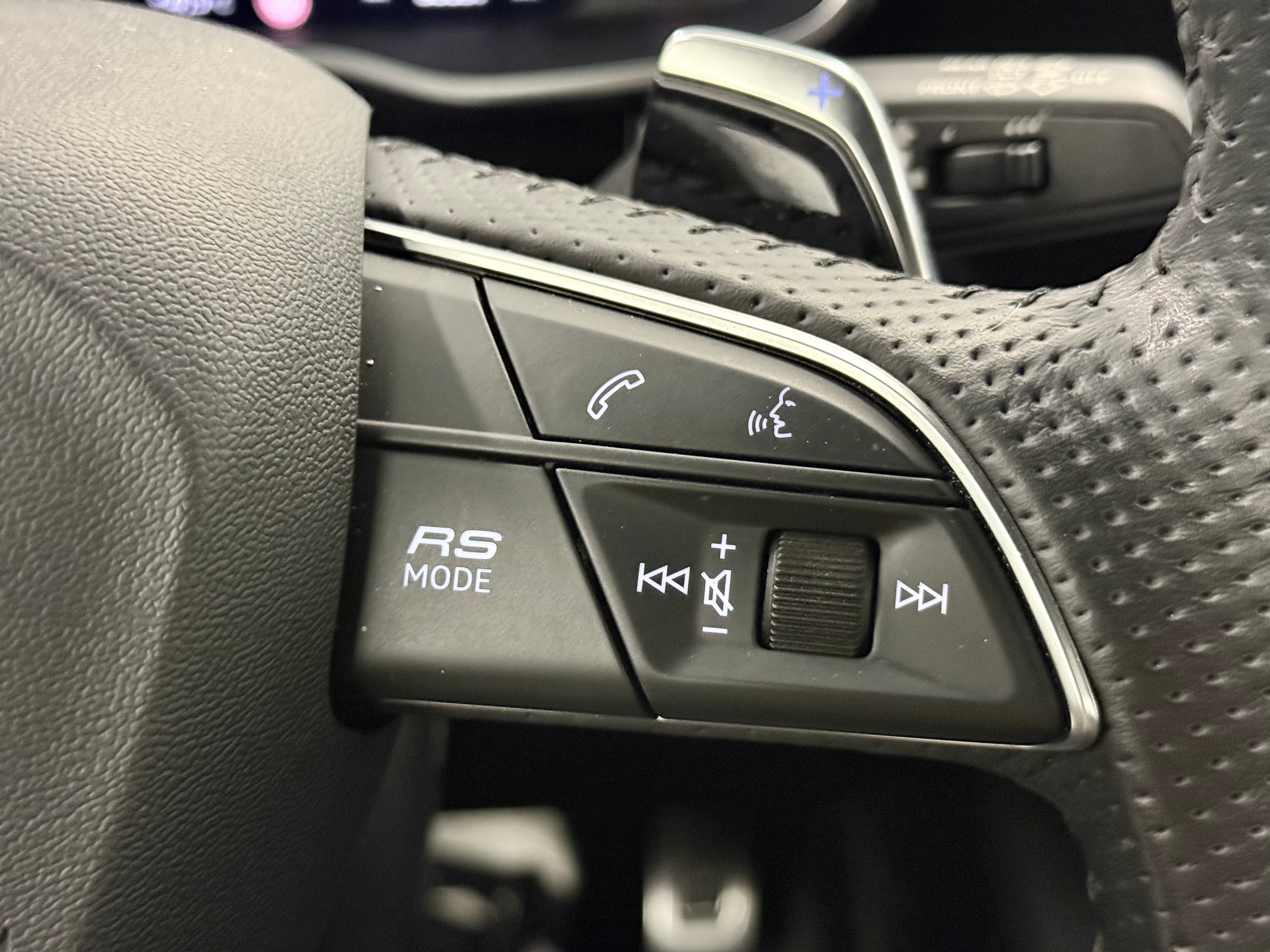 listing desktop thumbnail image 19