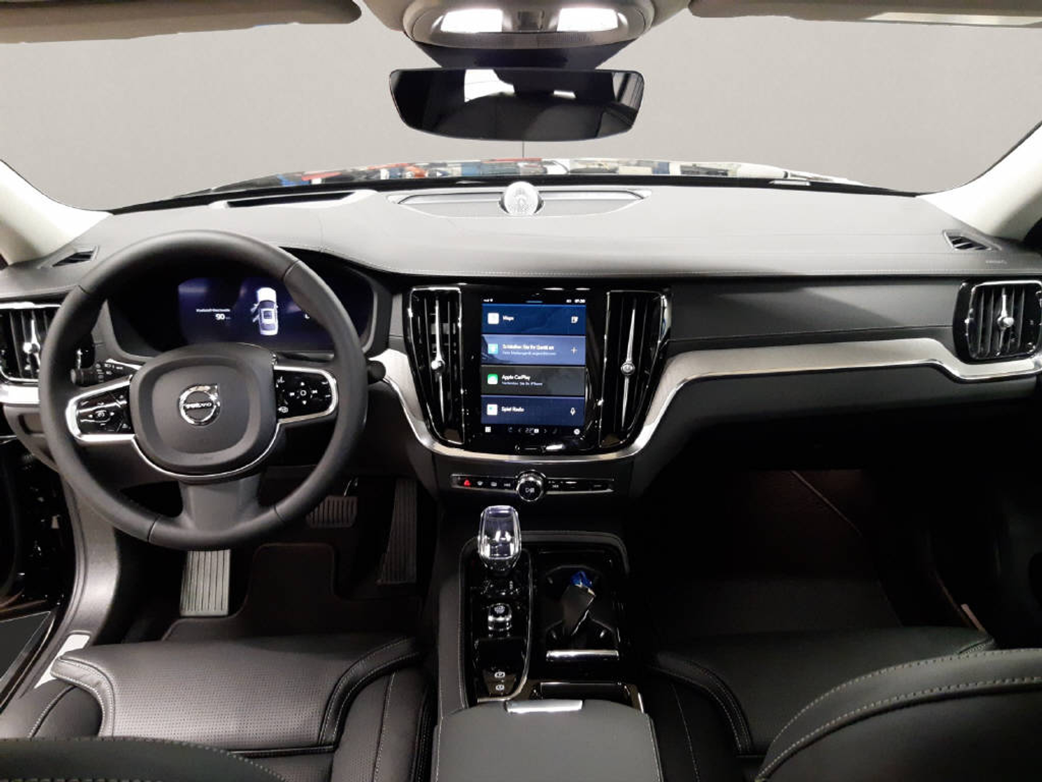 listing desktop thumbnail image 12