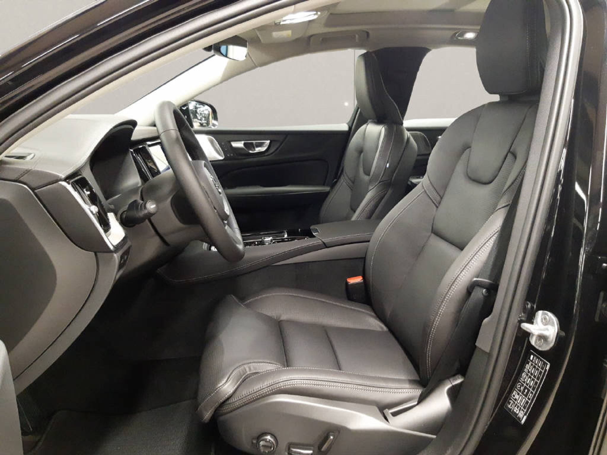 listing desktop thumbnail image 13