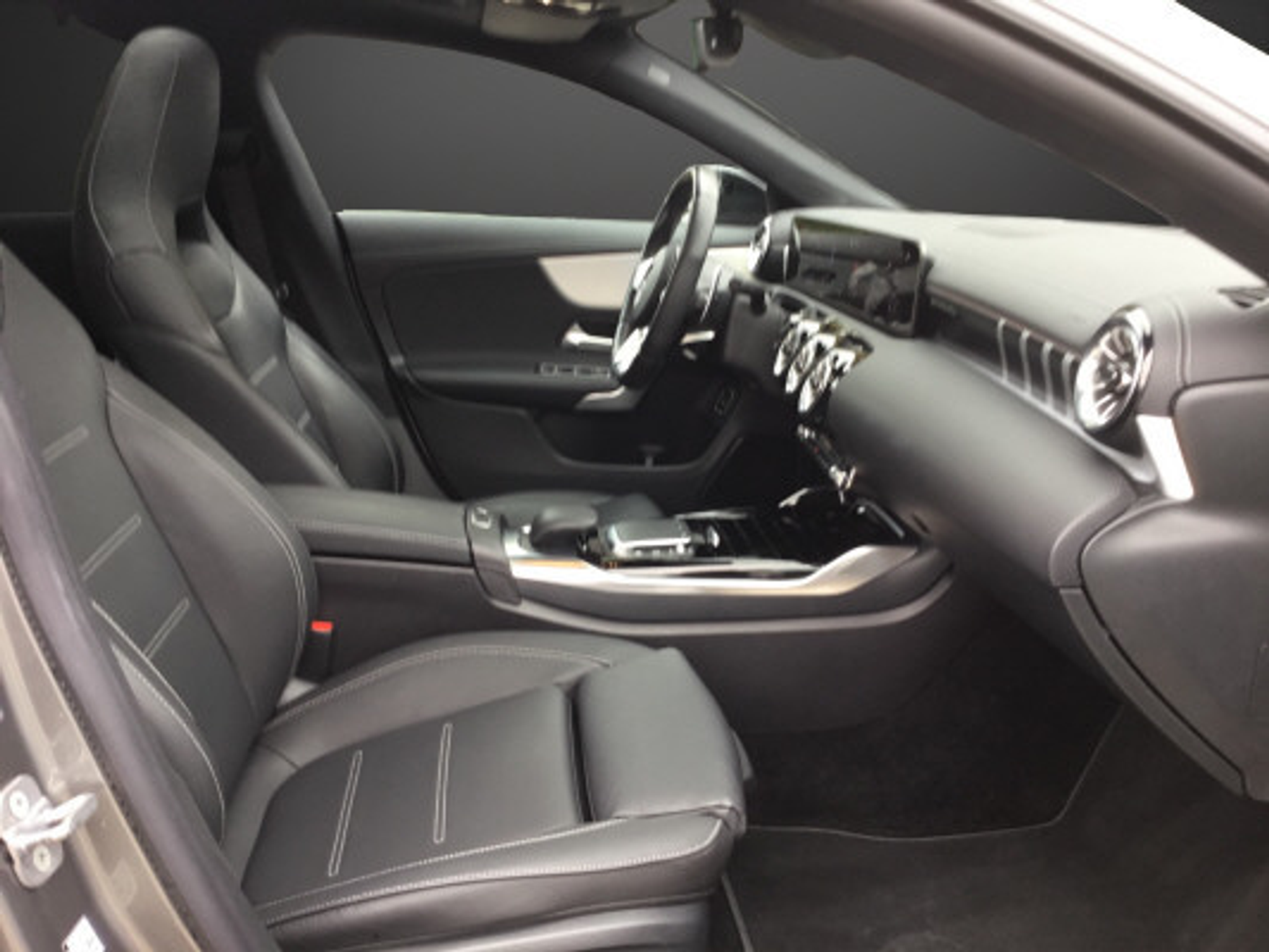 listing desktop thumbnail image 8