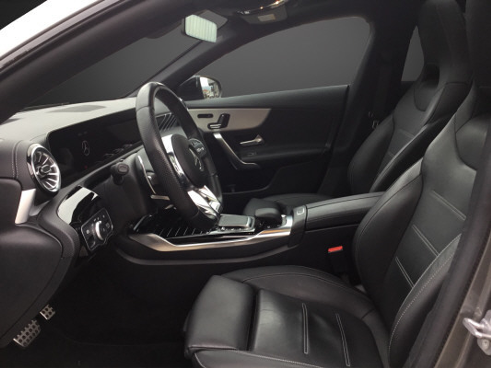 listing desktop thumbnail image 6