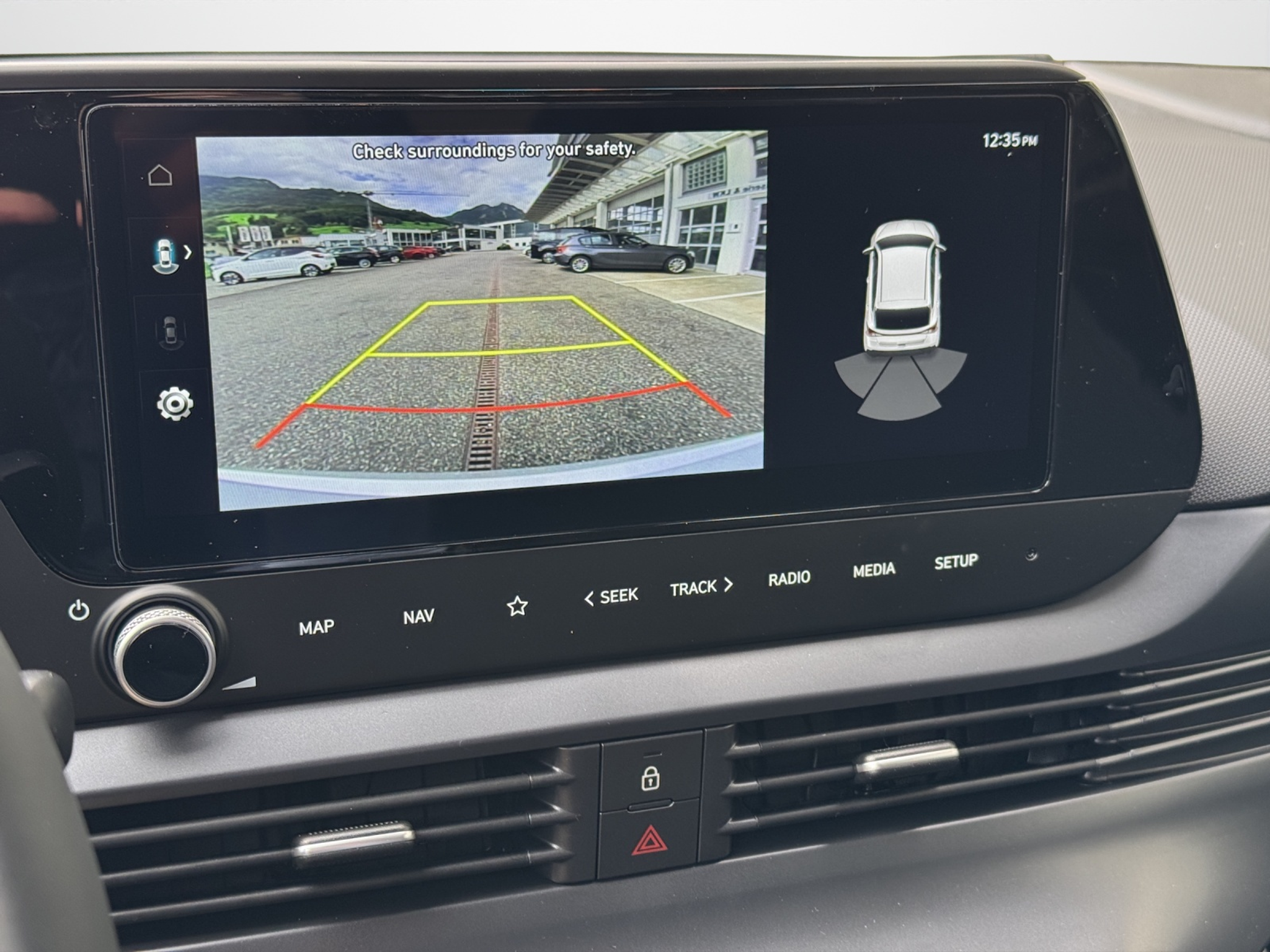 listing desktop thumbnail image 12