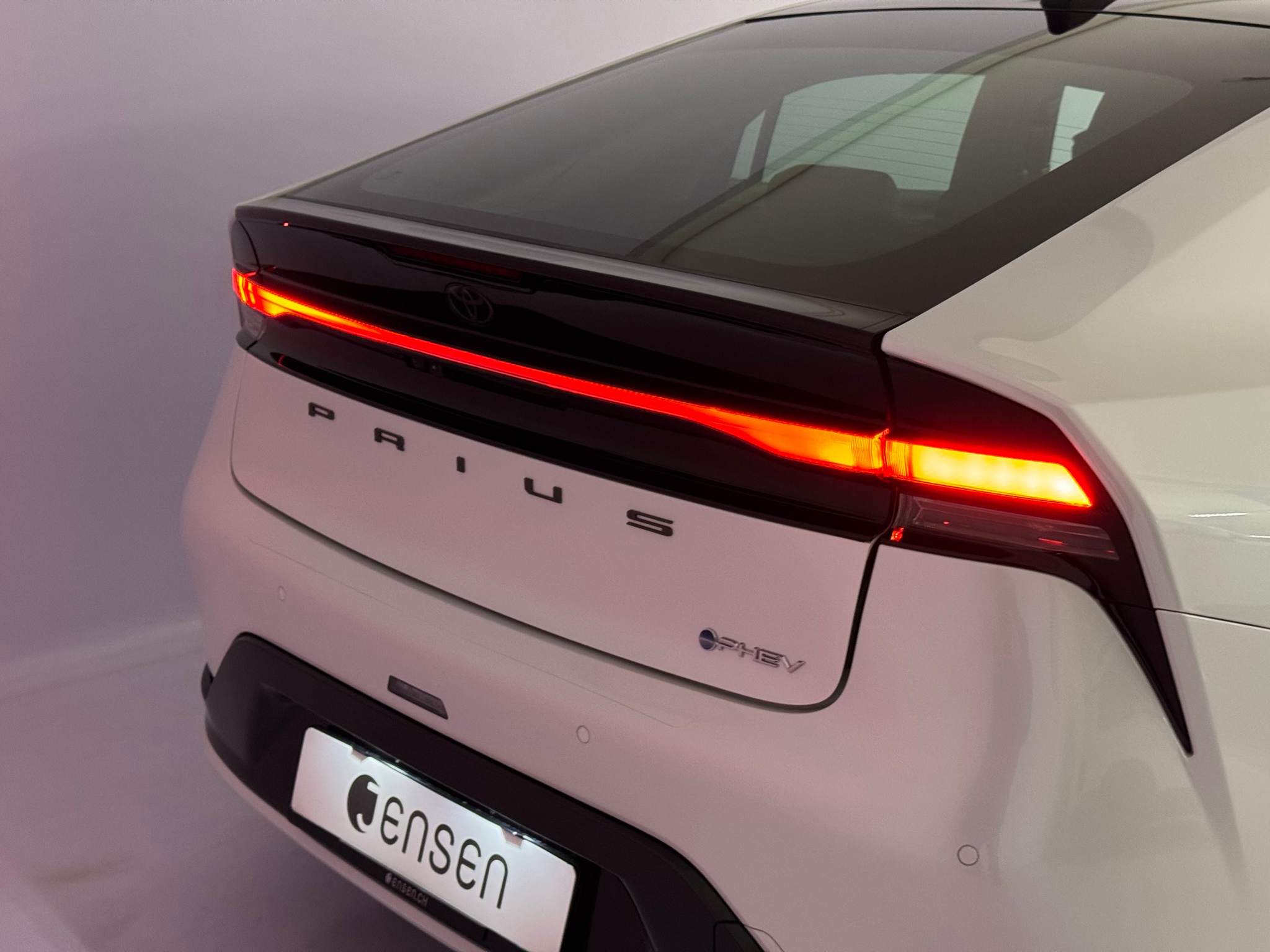 listing desktop thumbnail image 19