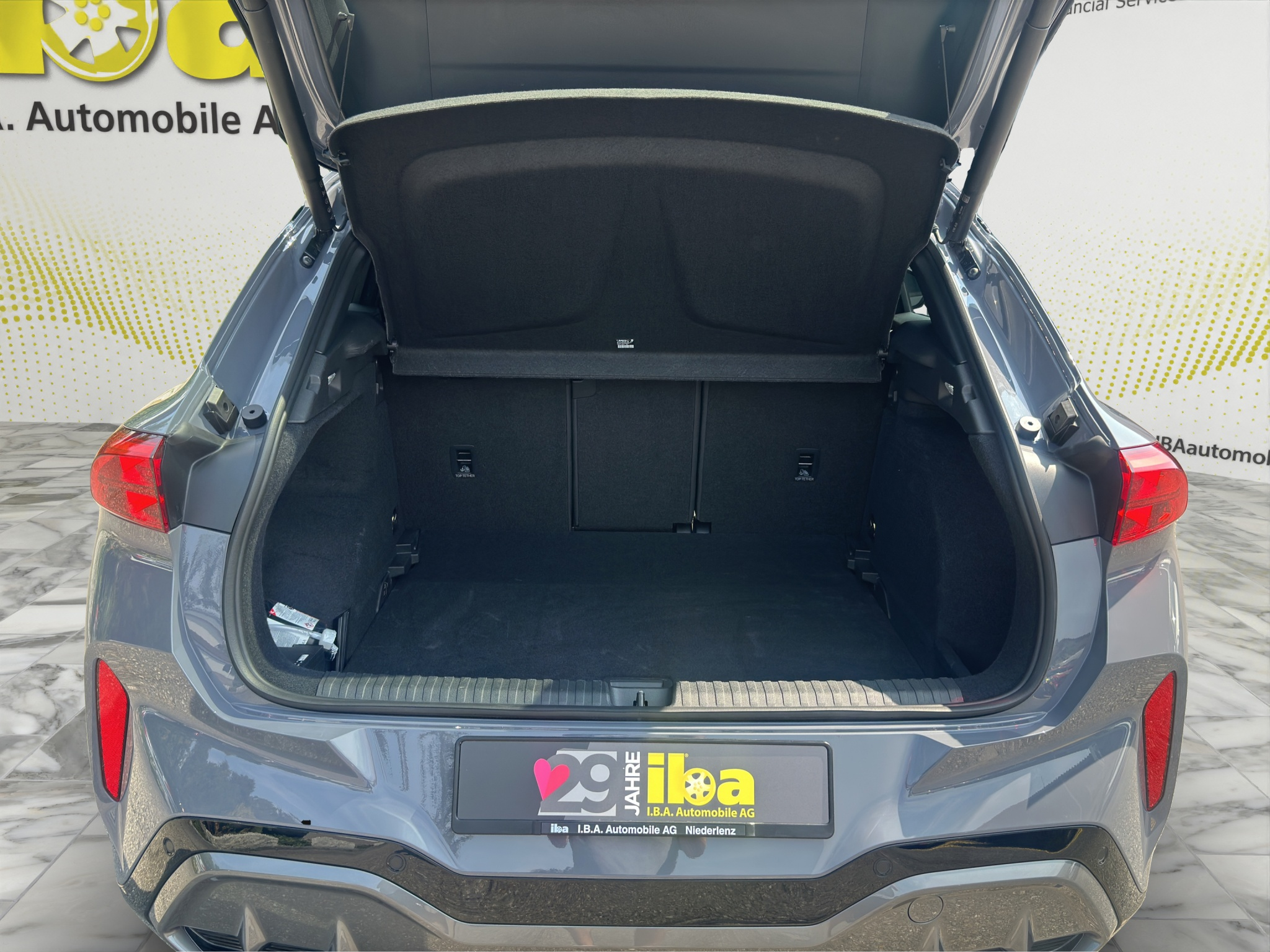 listing desktop thumbnail image 8