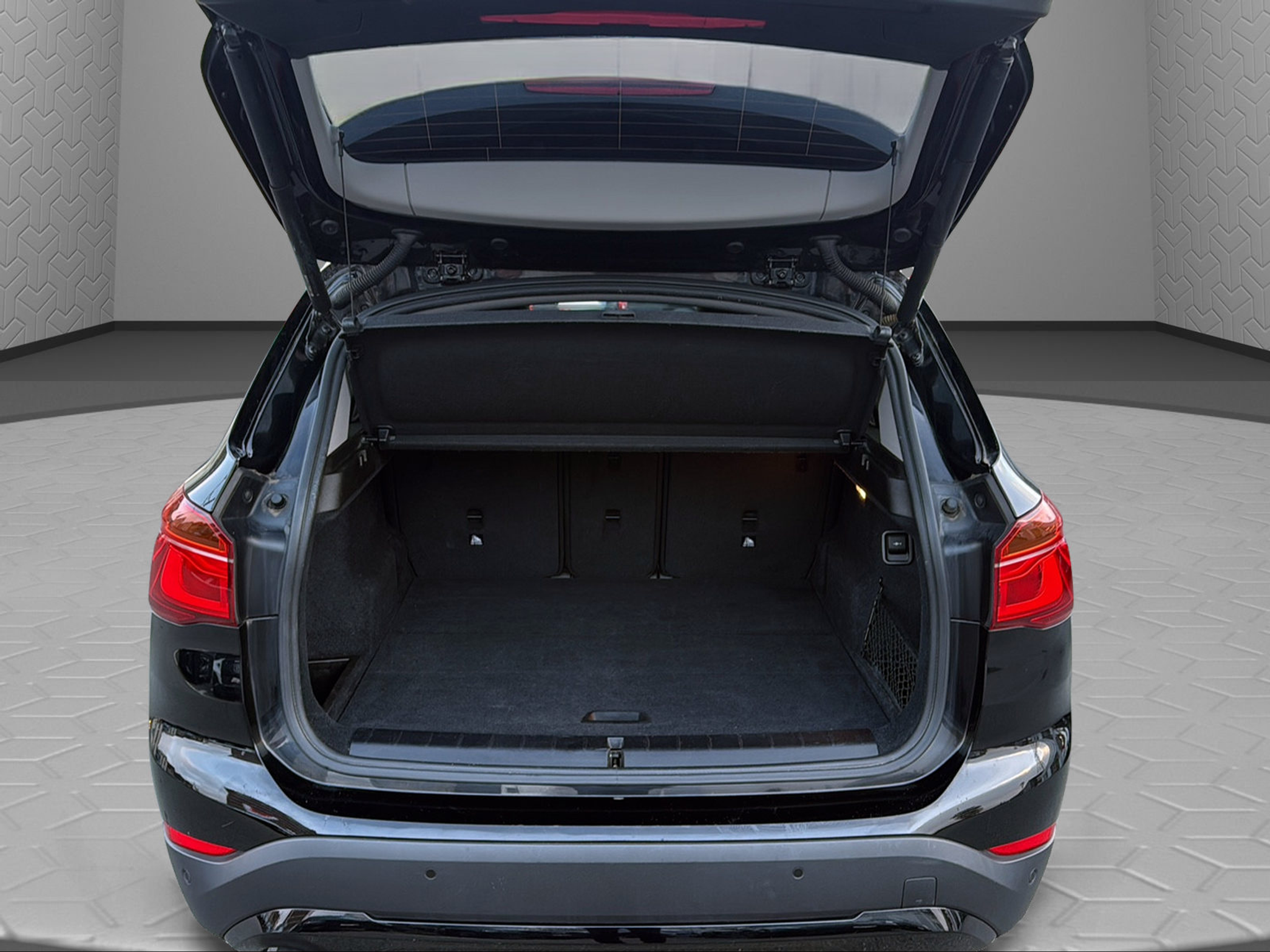 listing desktop thumbnail image 9