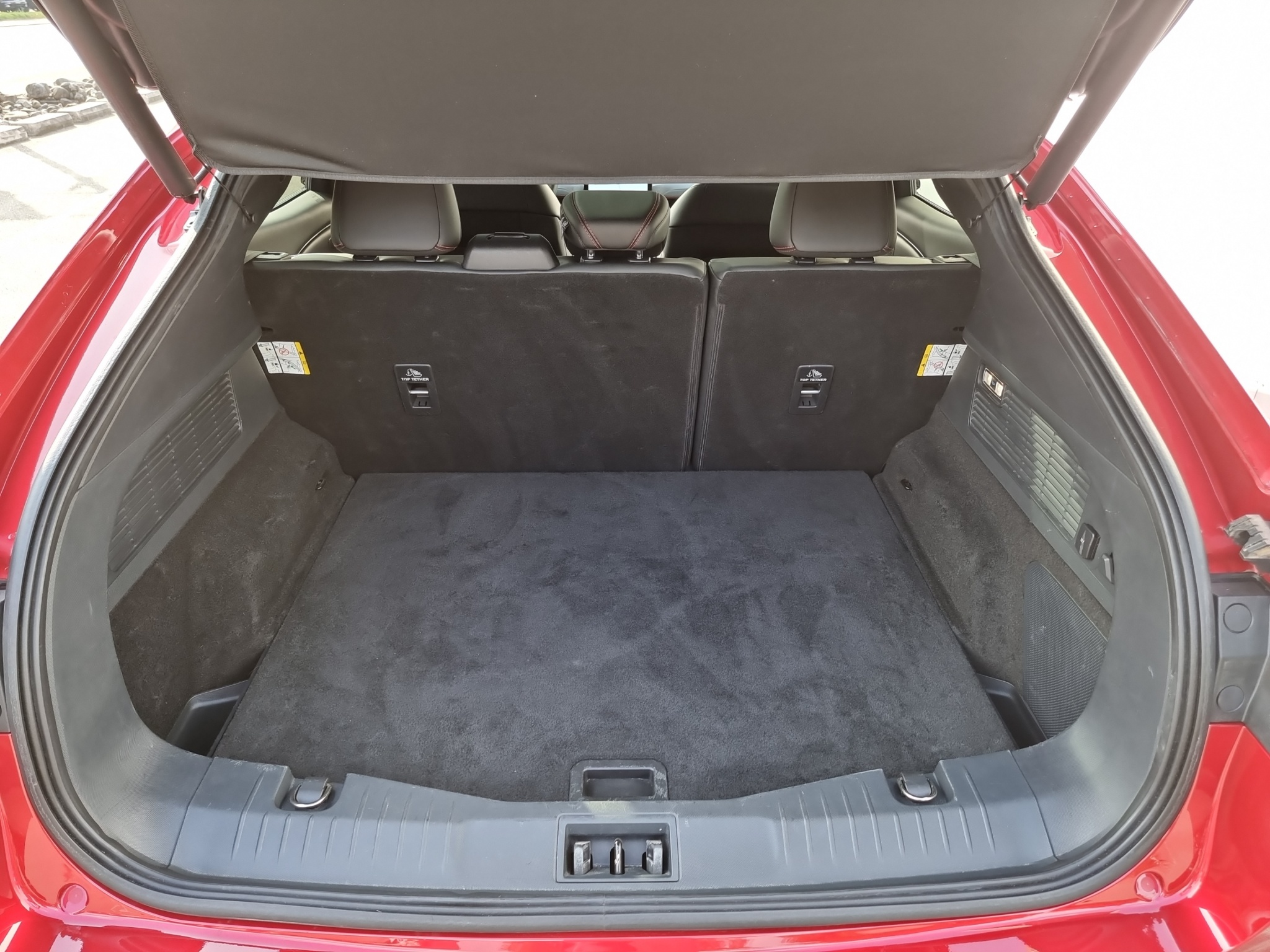 listing desktop thumbnail image 15