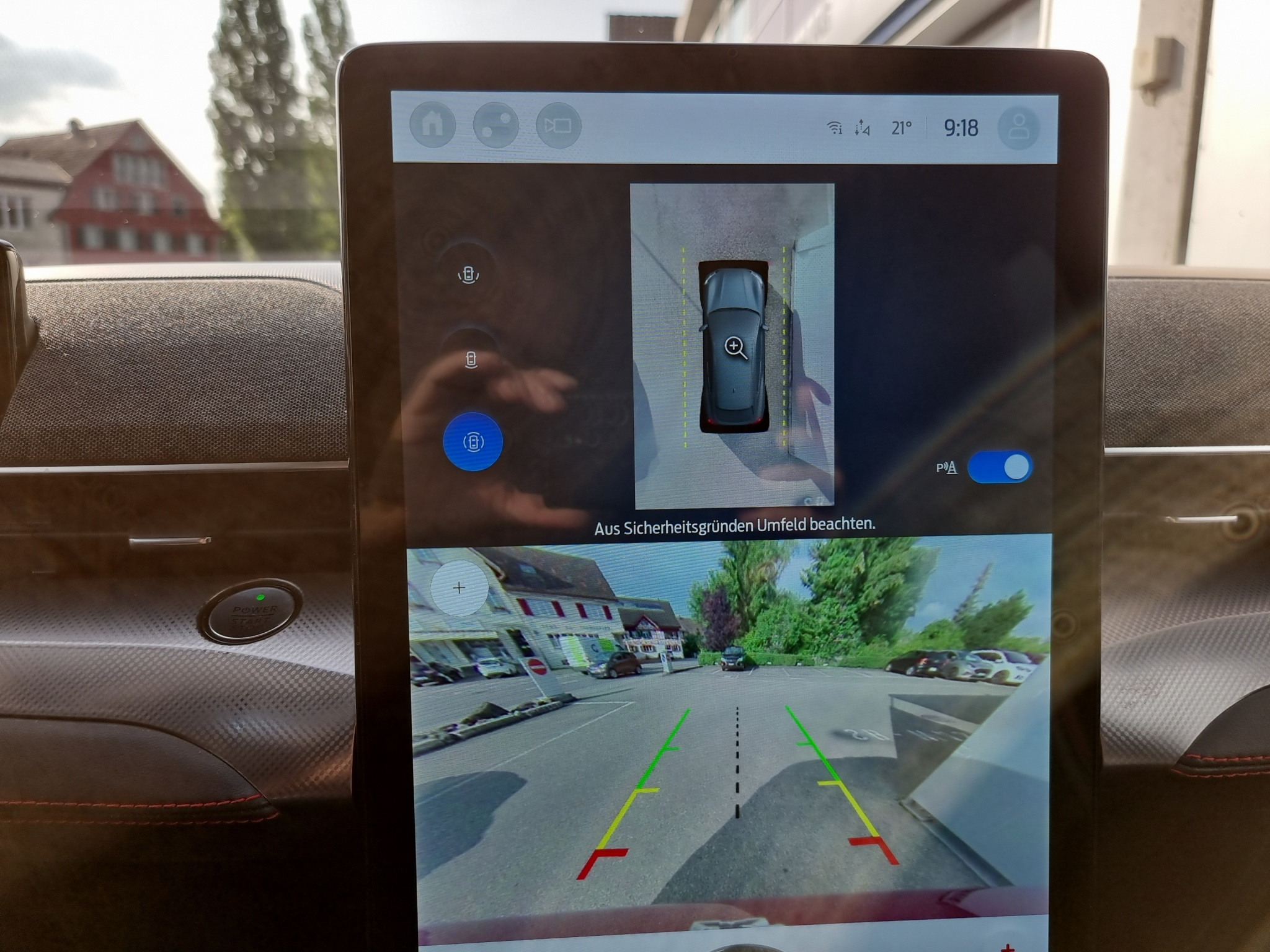 listing desktop thumbnail image 7