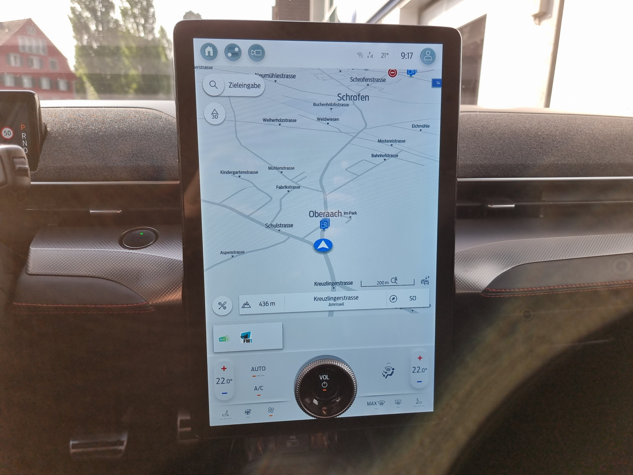 listing desktop thumbnail image 6