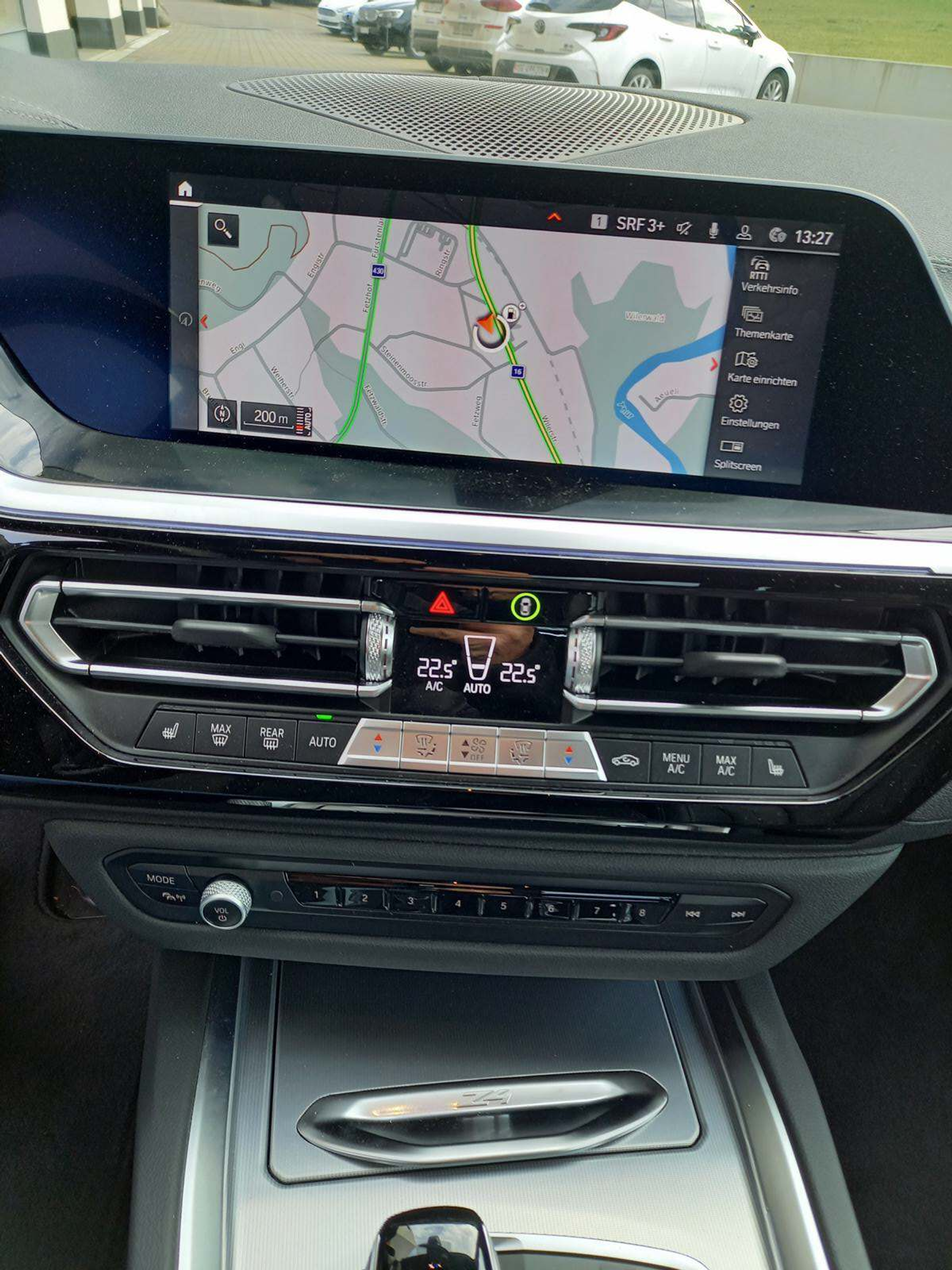 listing desktop thumbnail image 10