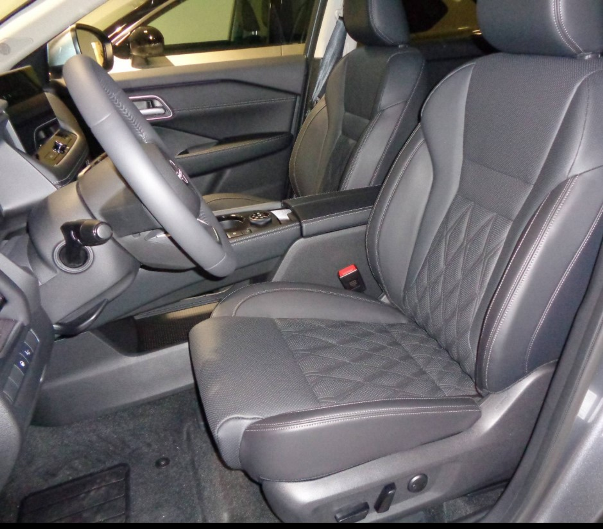 listing desktop thumbnail image 8