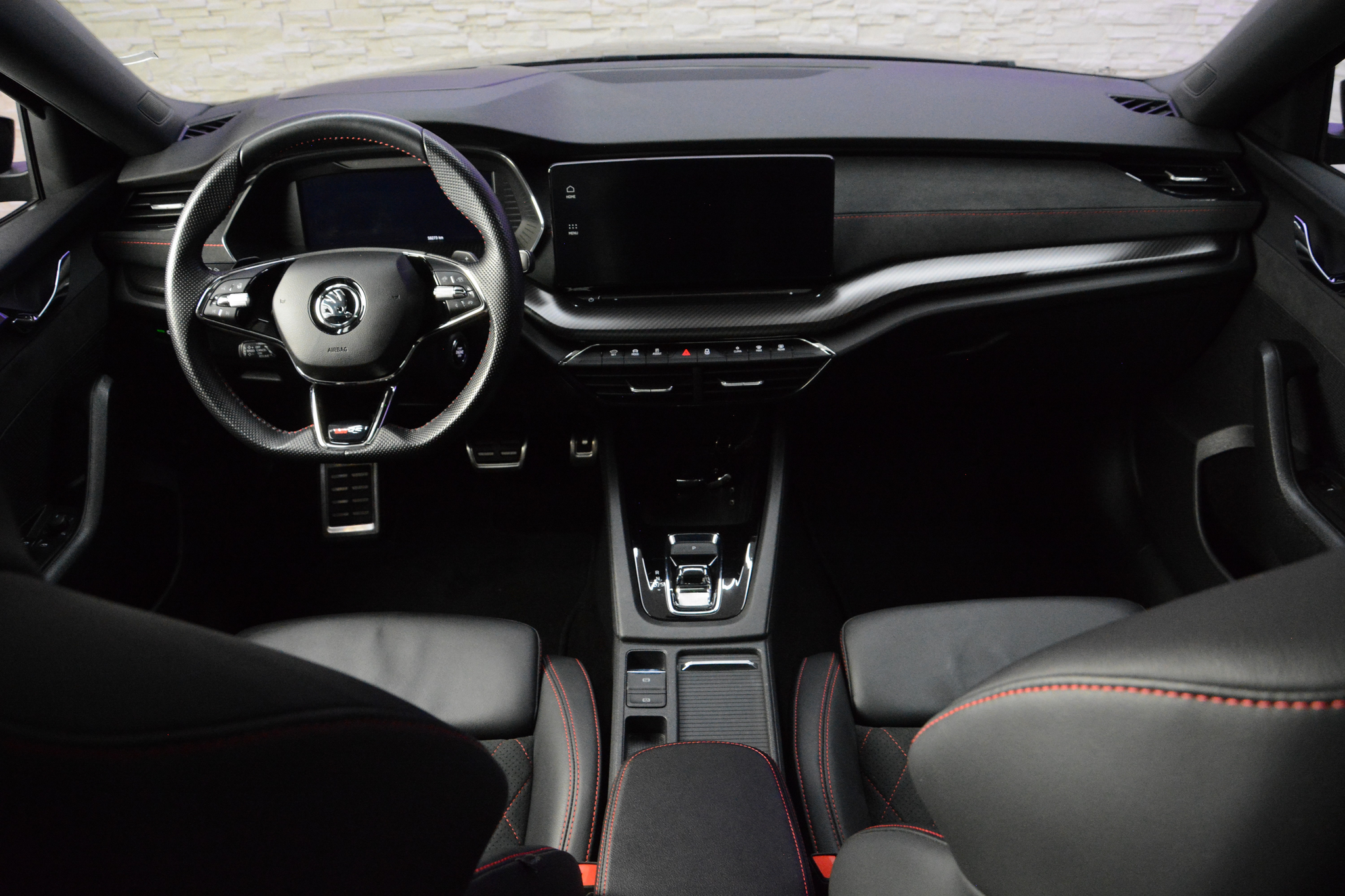 listing desktop thumbnail image 11