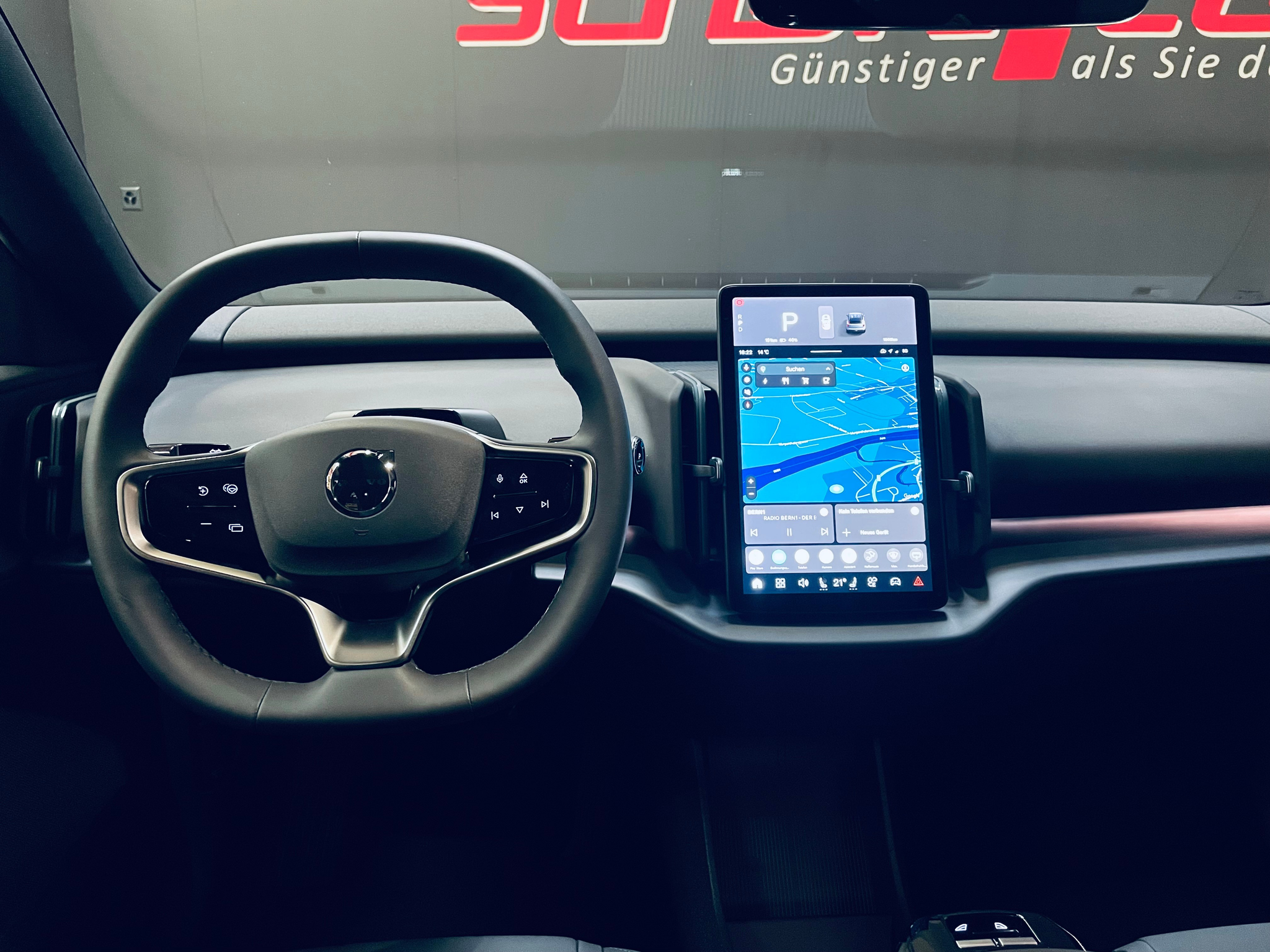 listing desktop thumbnail image 15