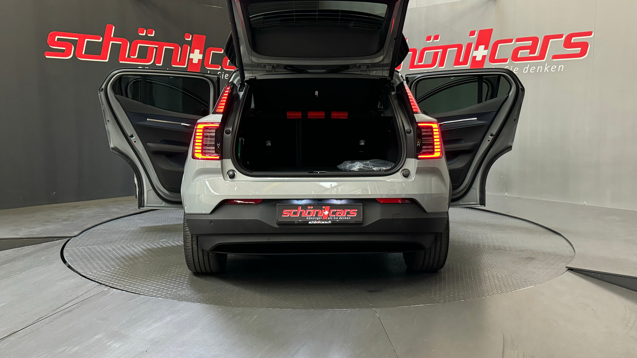 listing desktop thumbnail image 3