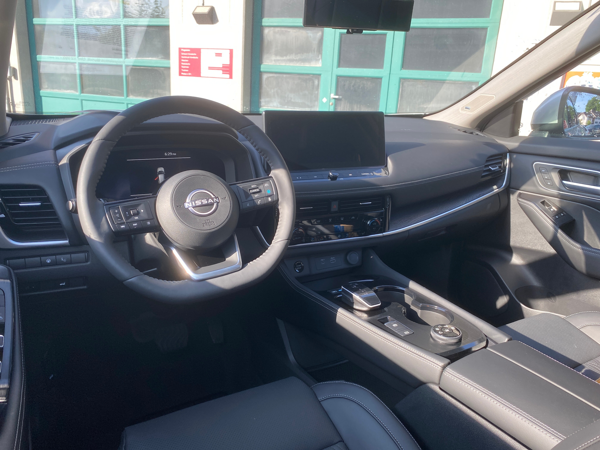 listing desktop thumbnail image 9