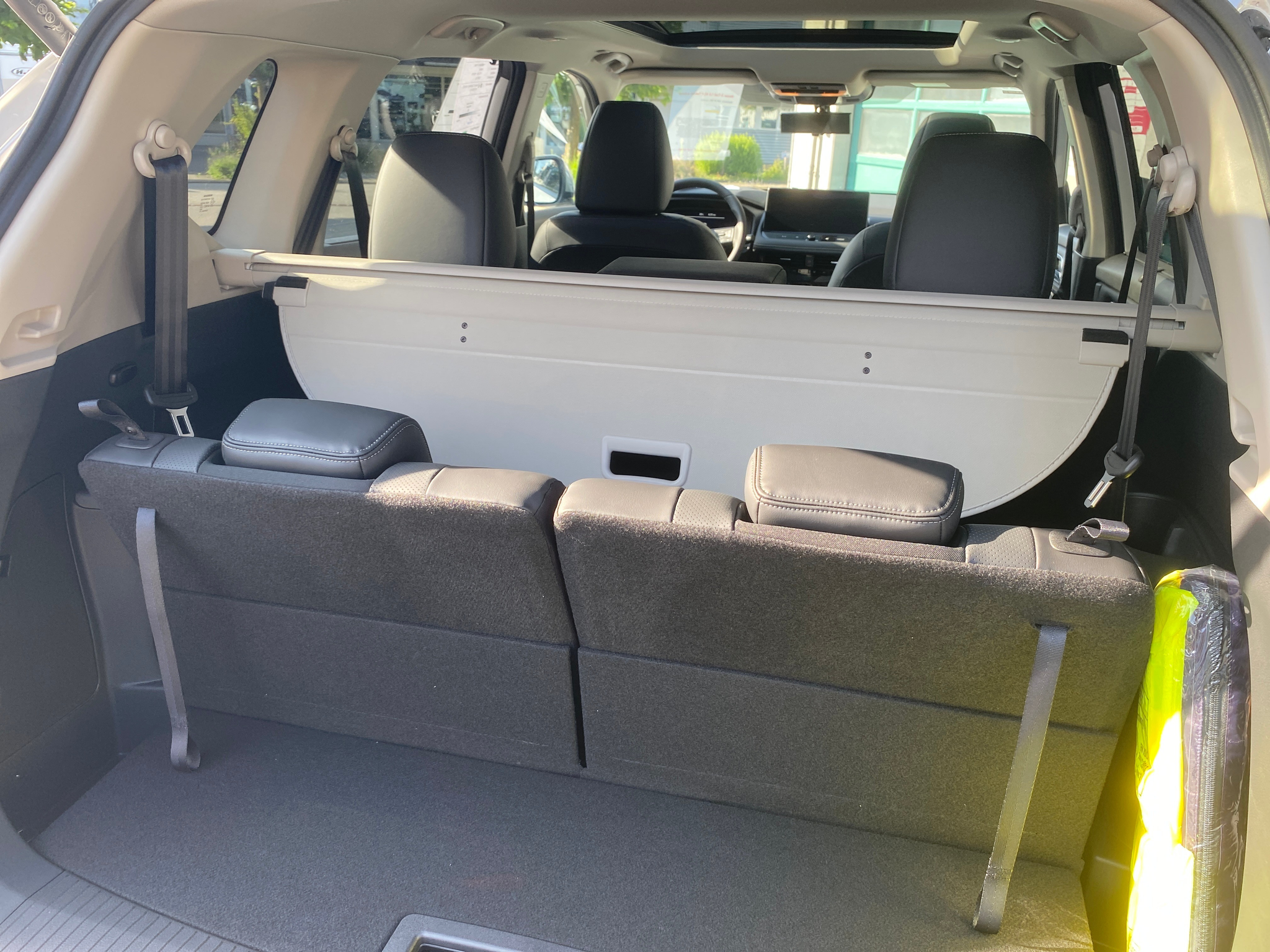 listing desktop thumbnail image 17