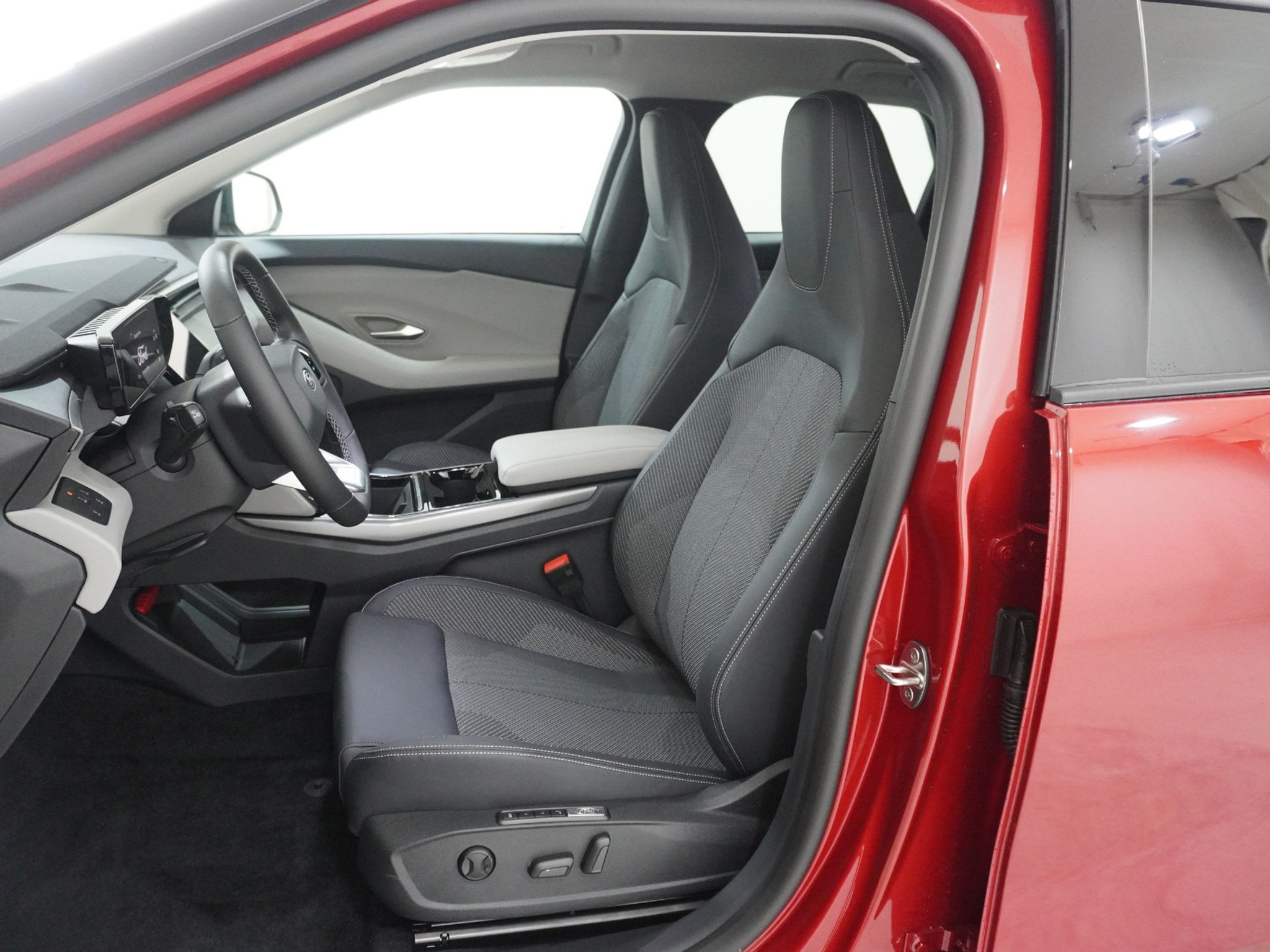 listing desktop thumbnail image 13