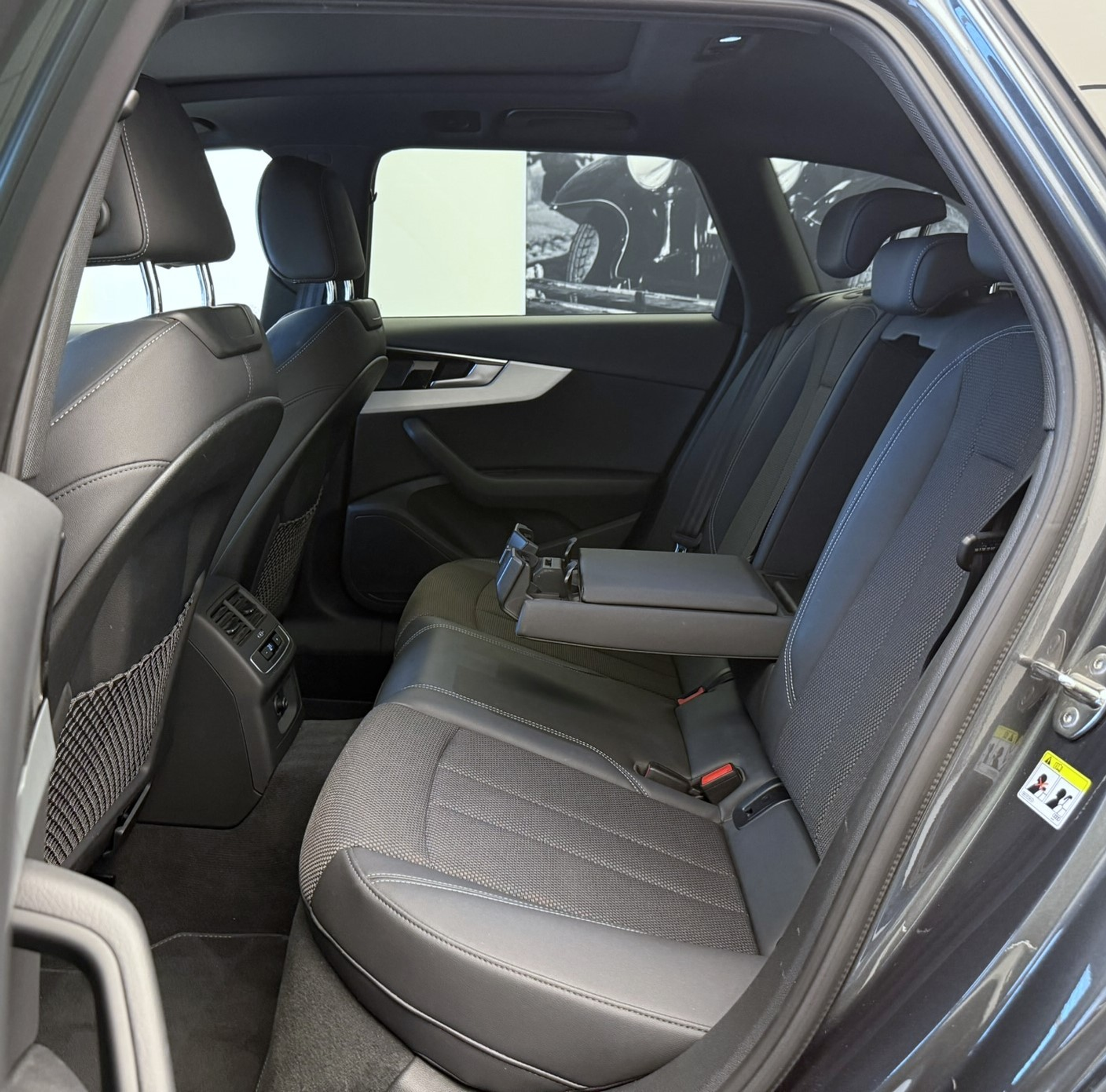 listing desktop thumbnail image 19