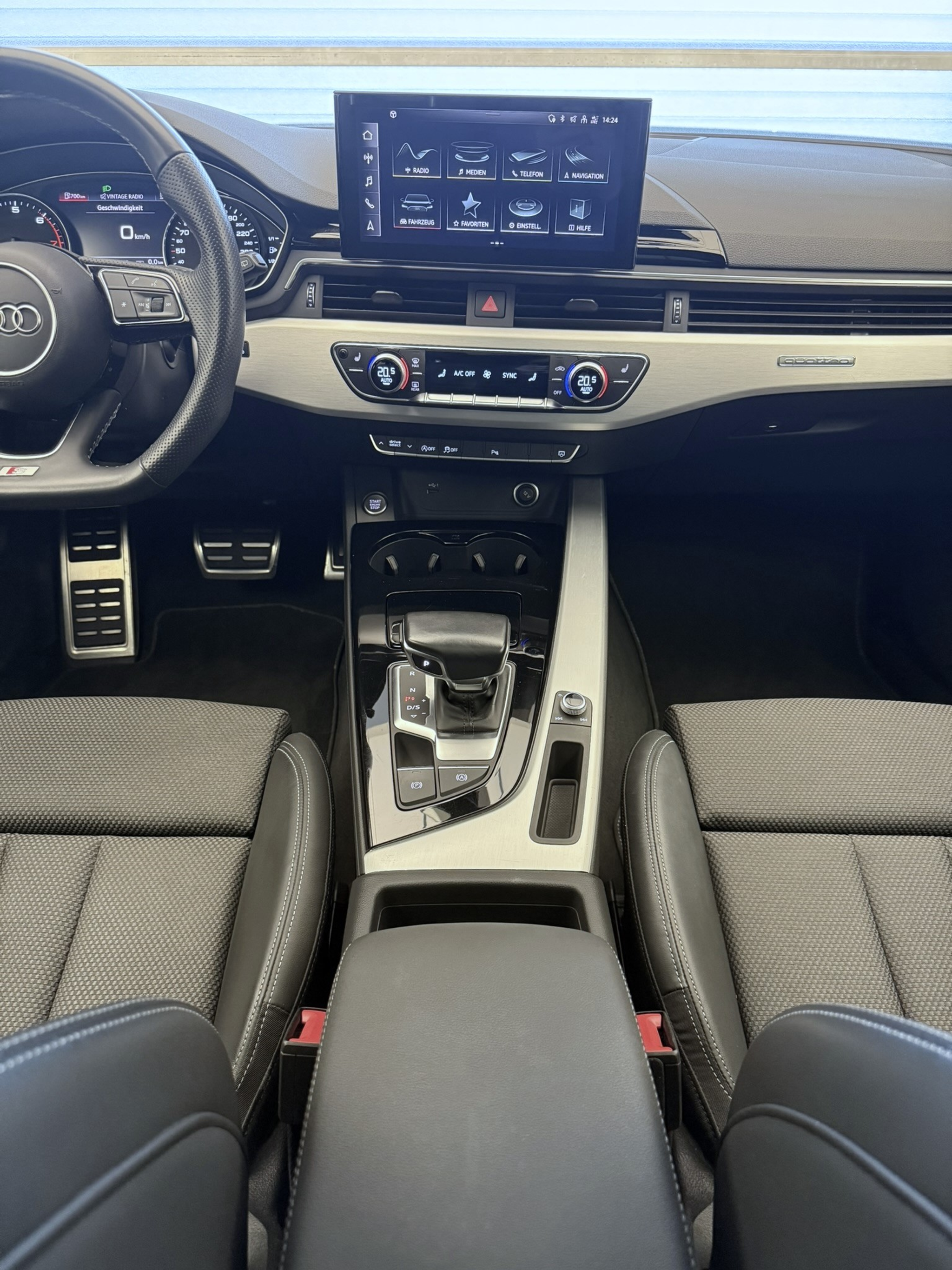 listing desktop thumbnail image 9