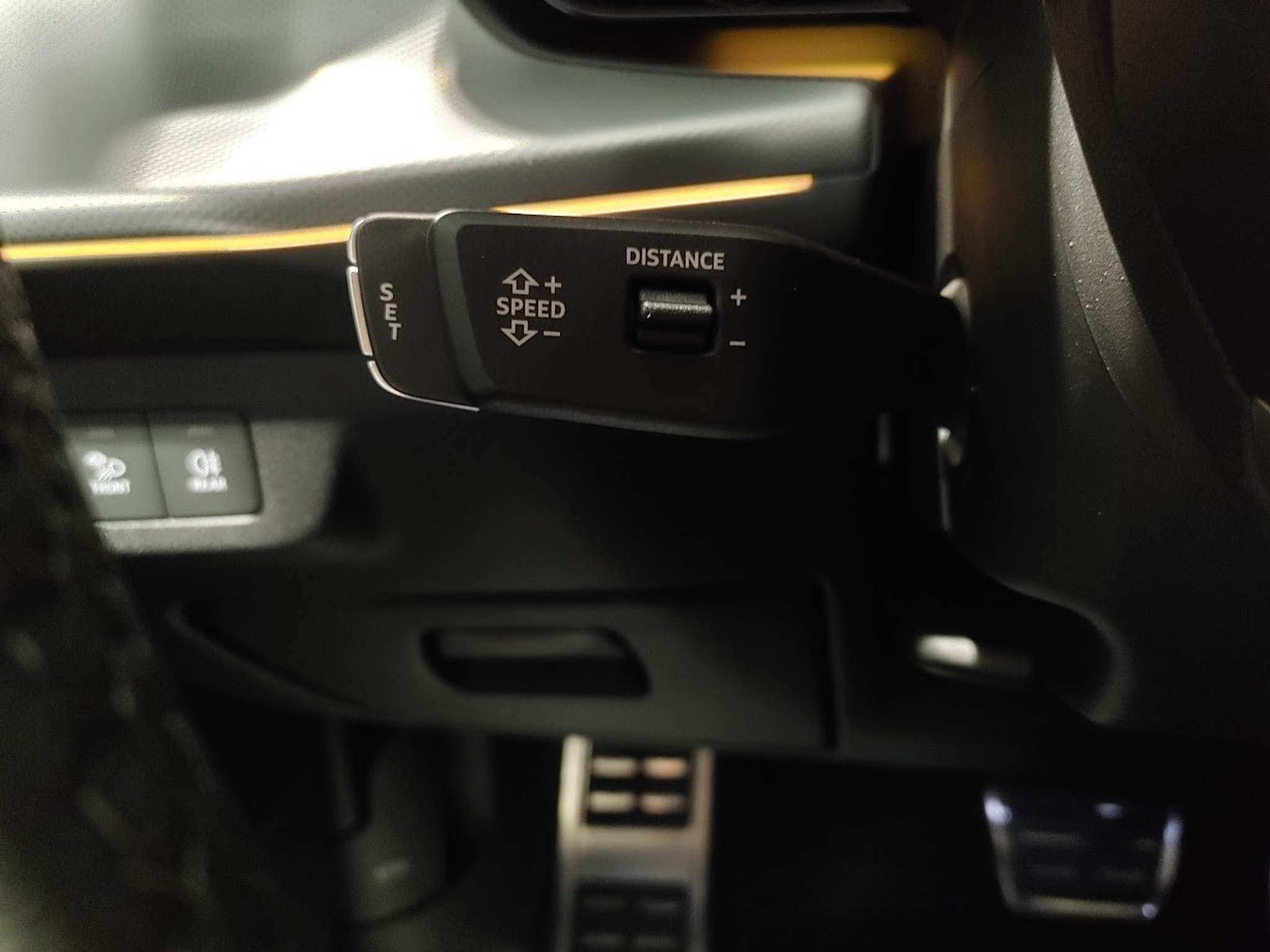 listing desktop thumbnail image 6