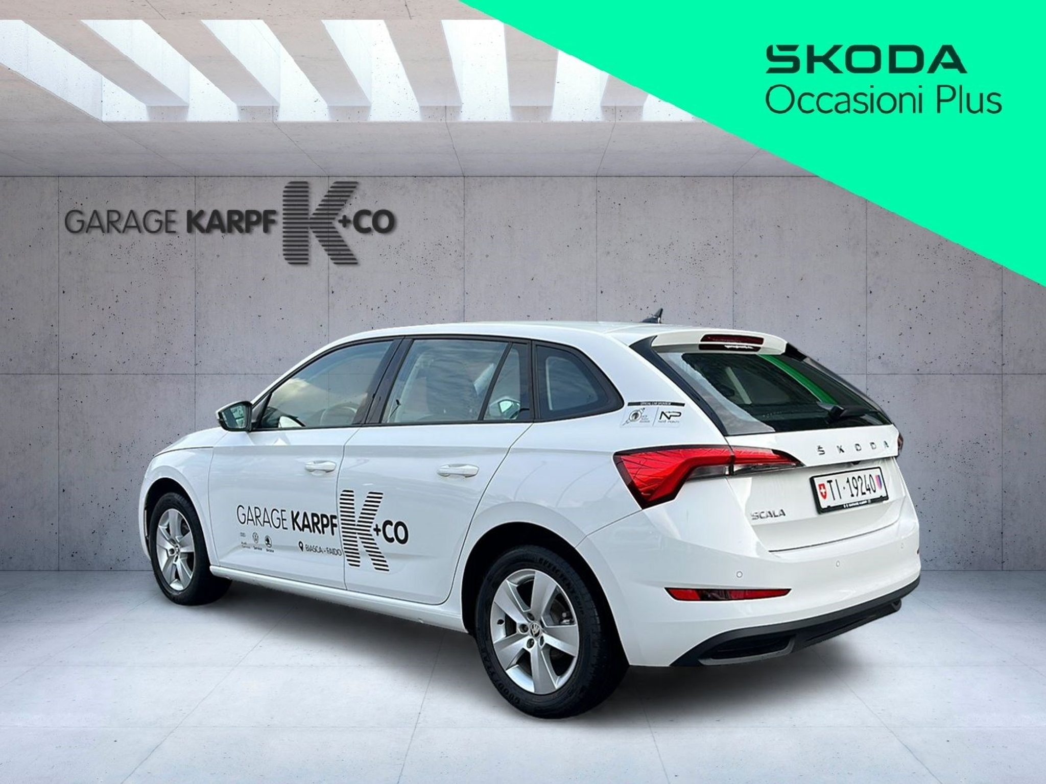 listing desktop thumbnail image 2