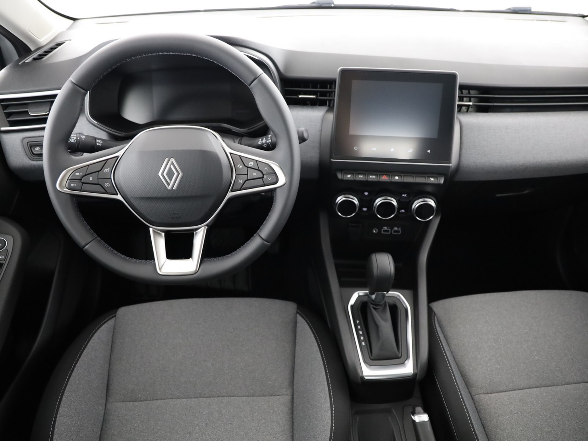 listing desktop thumbnail image 4