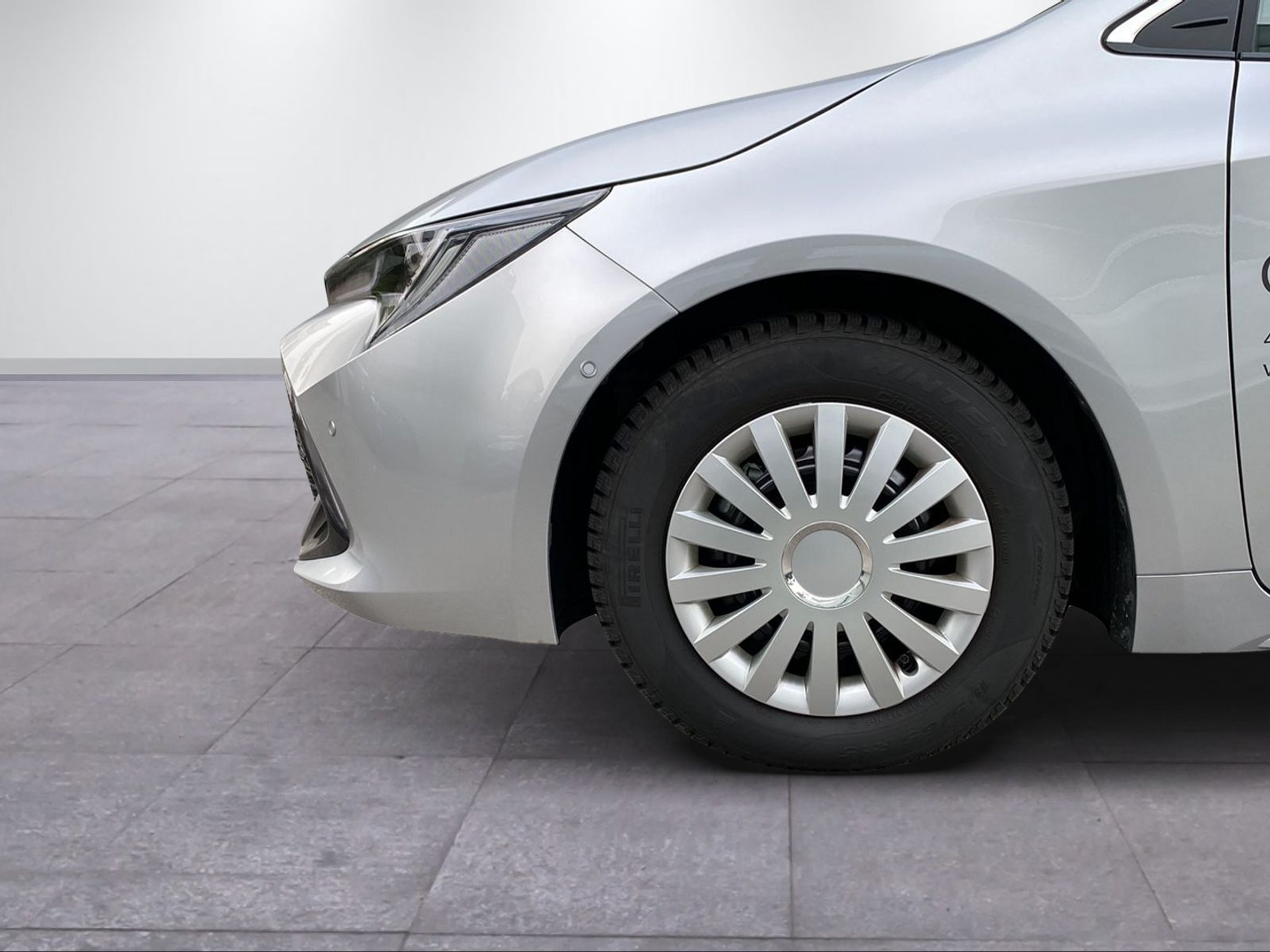 listing desktop thumbnail image 2