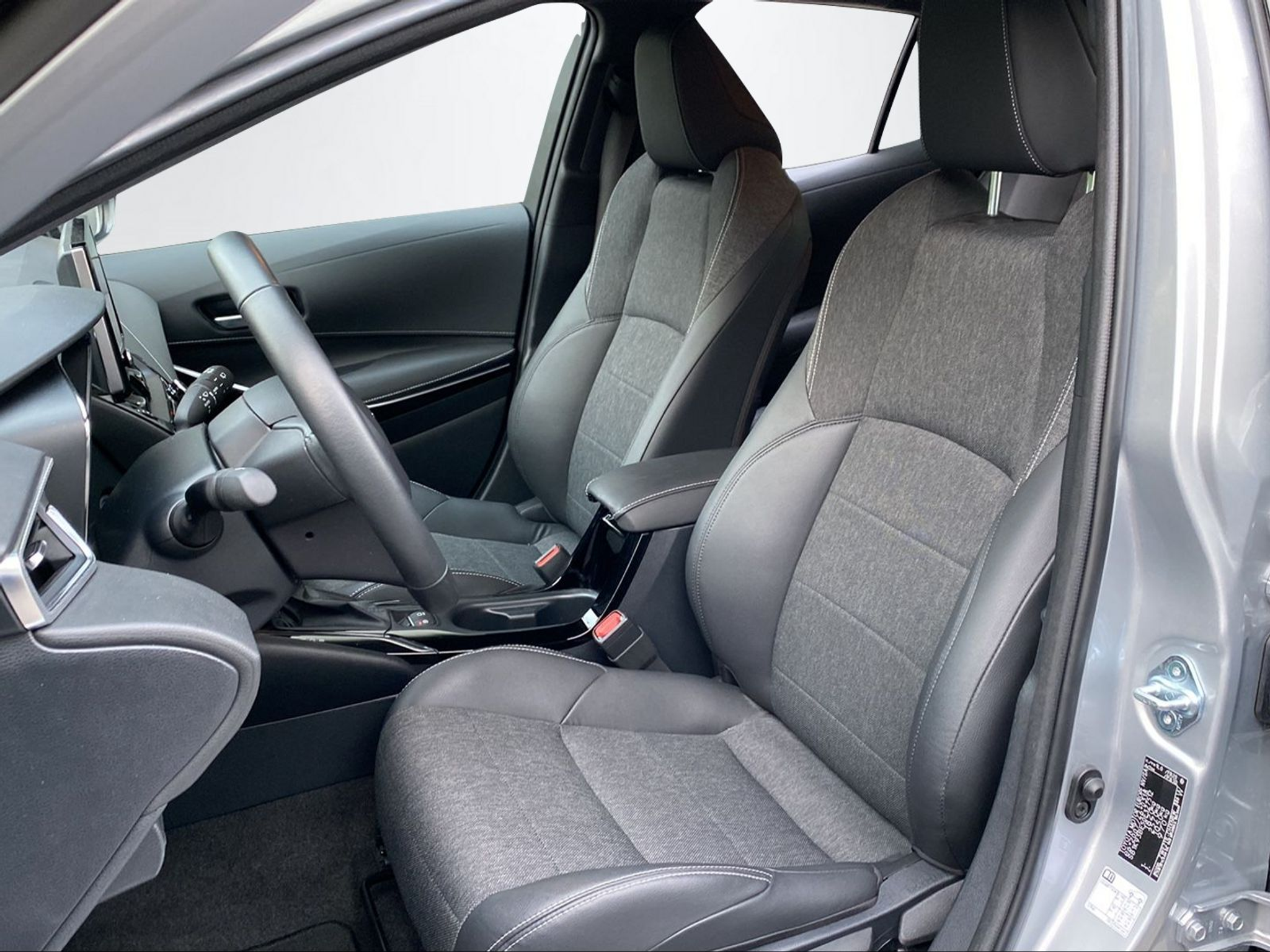 listing desktop thumbnail image 14