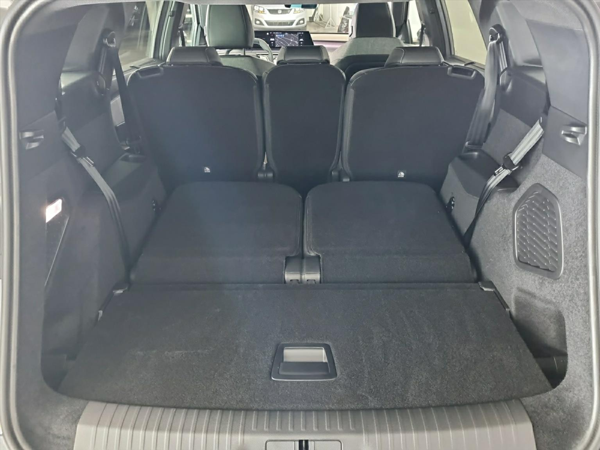 listing desktop thumbnail image 13