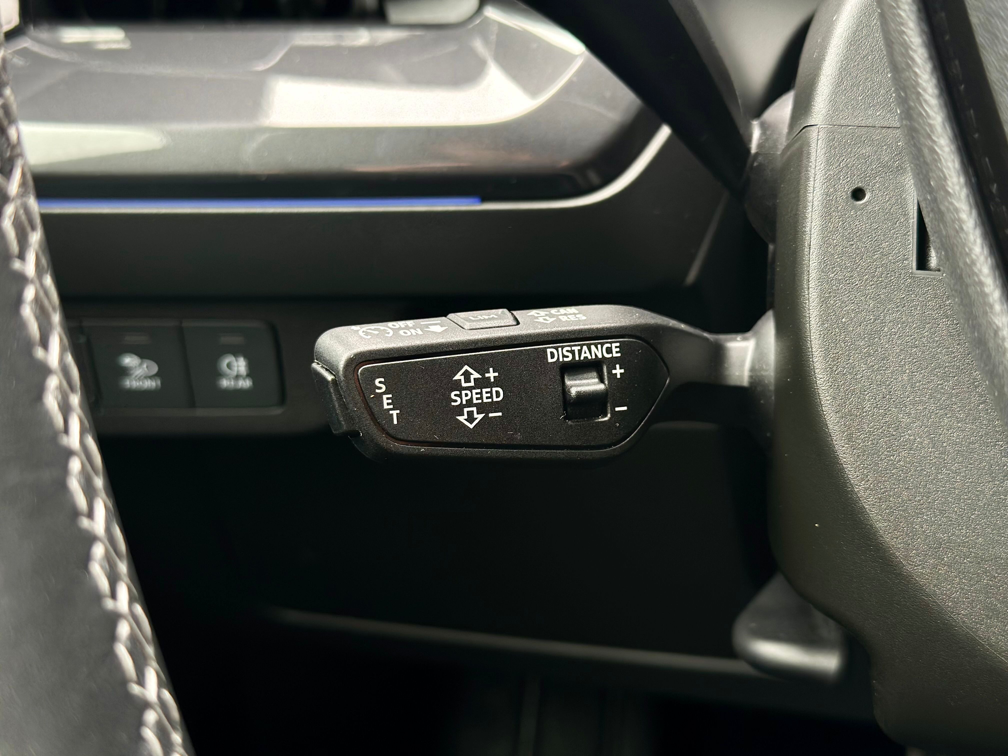 listing desktop thumbnail image 10