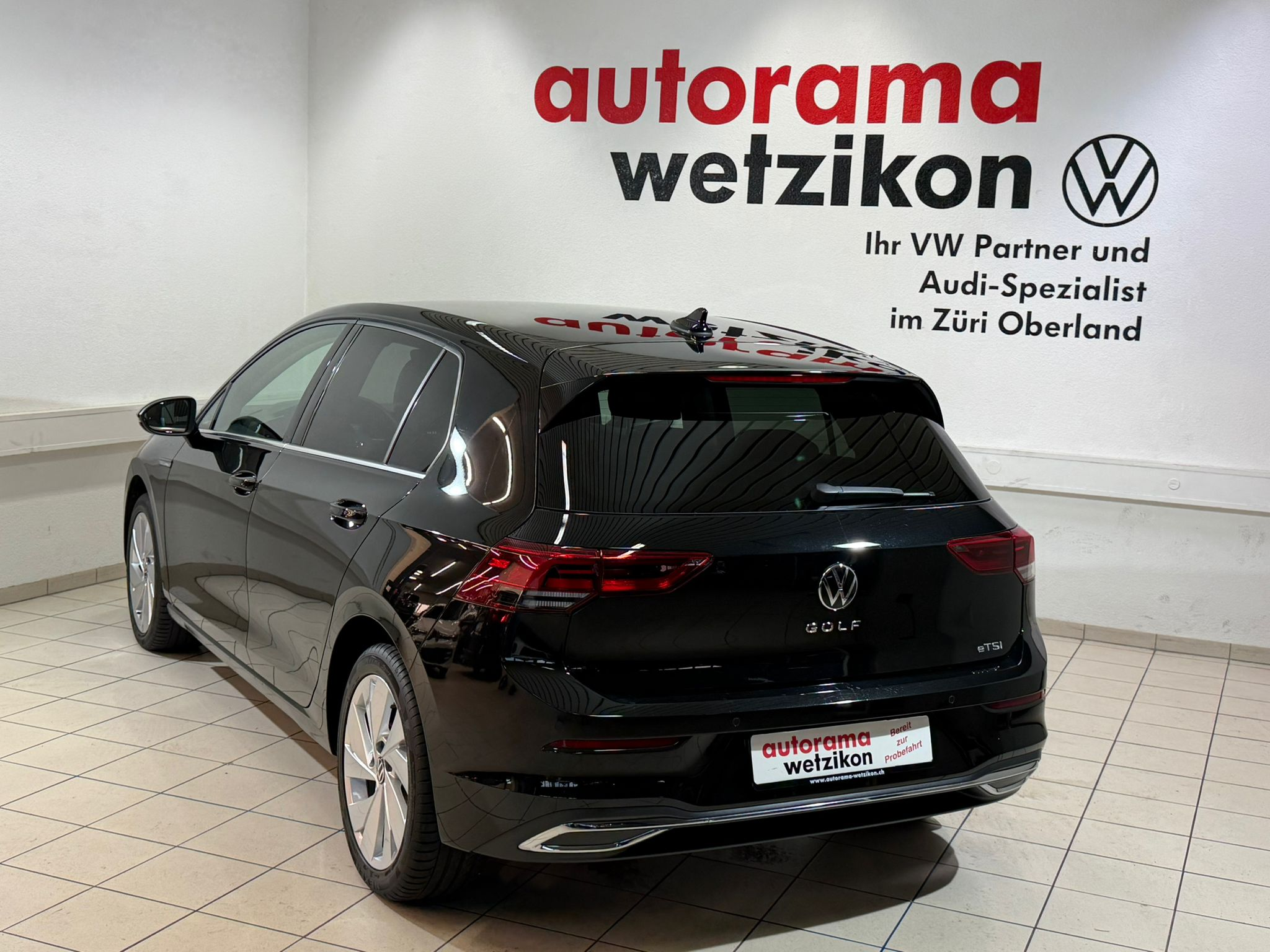 listing desktop thumbnail image 3