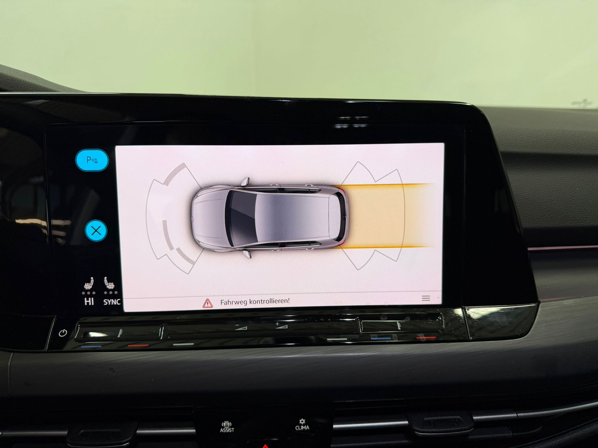 listing desktop thumbnail image 12