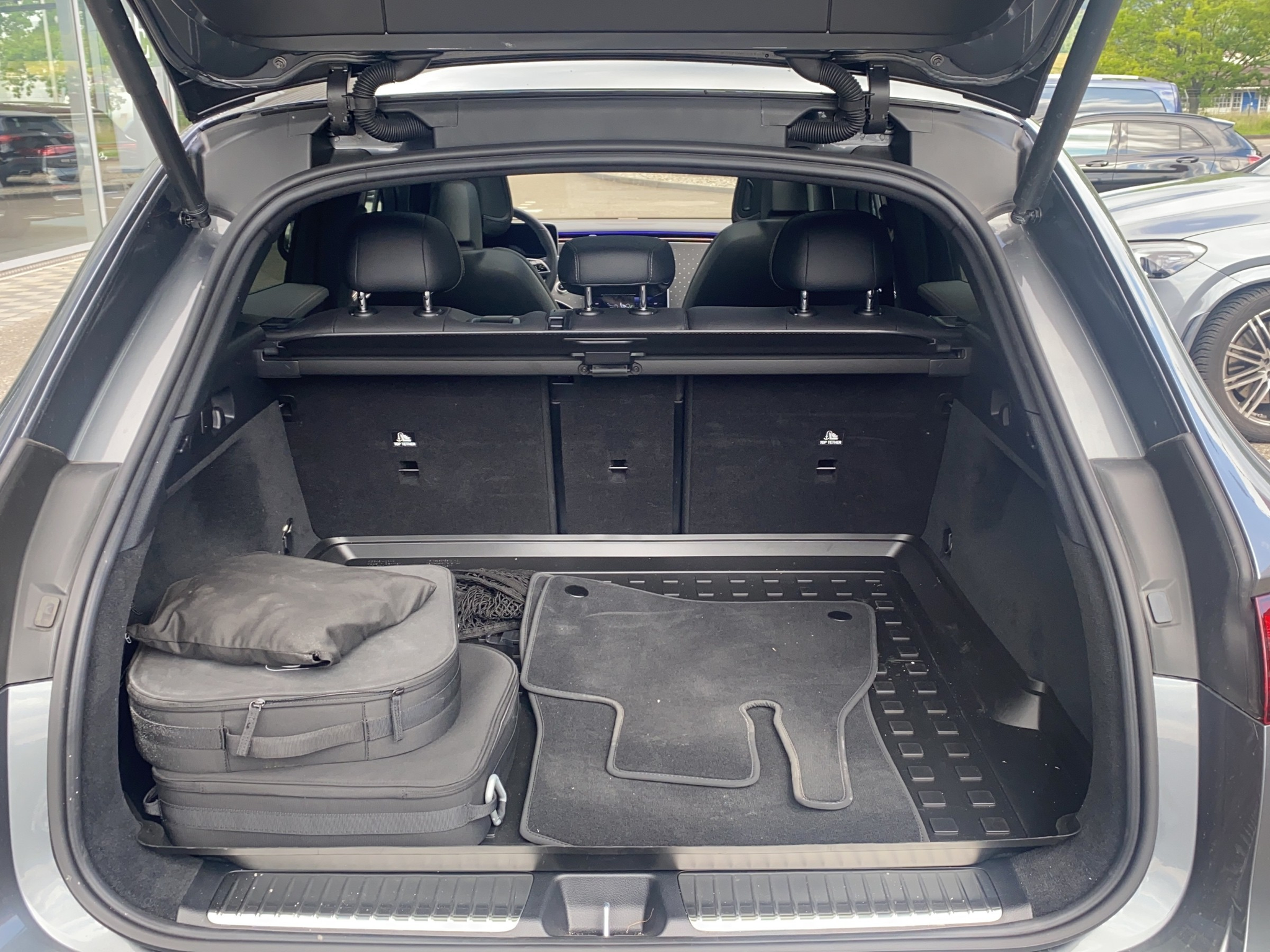 listing desktop thumbnail image 10