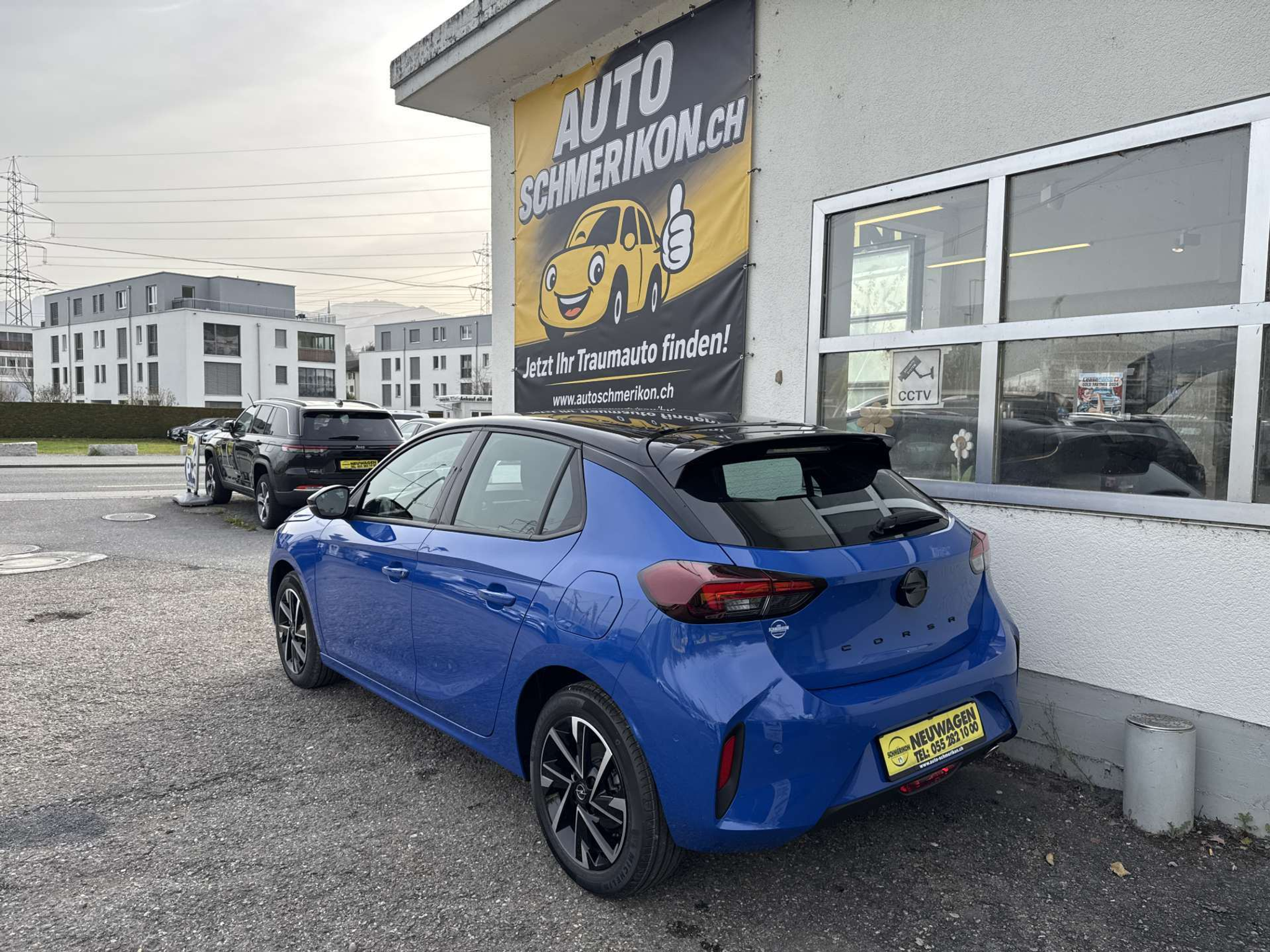 listing desktop thumbnail image 4